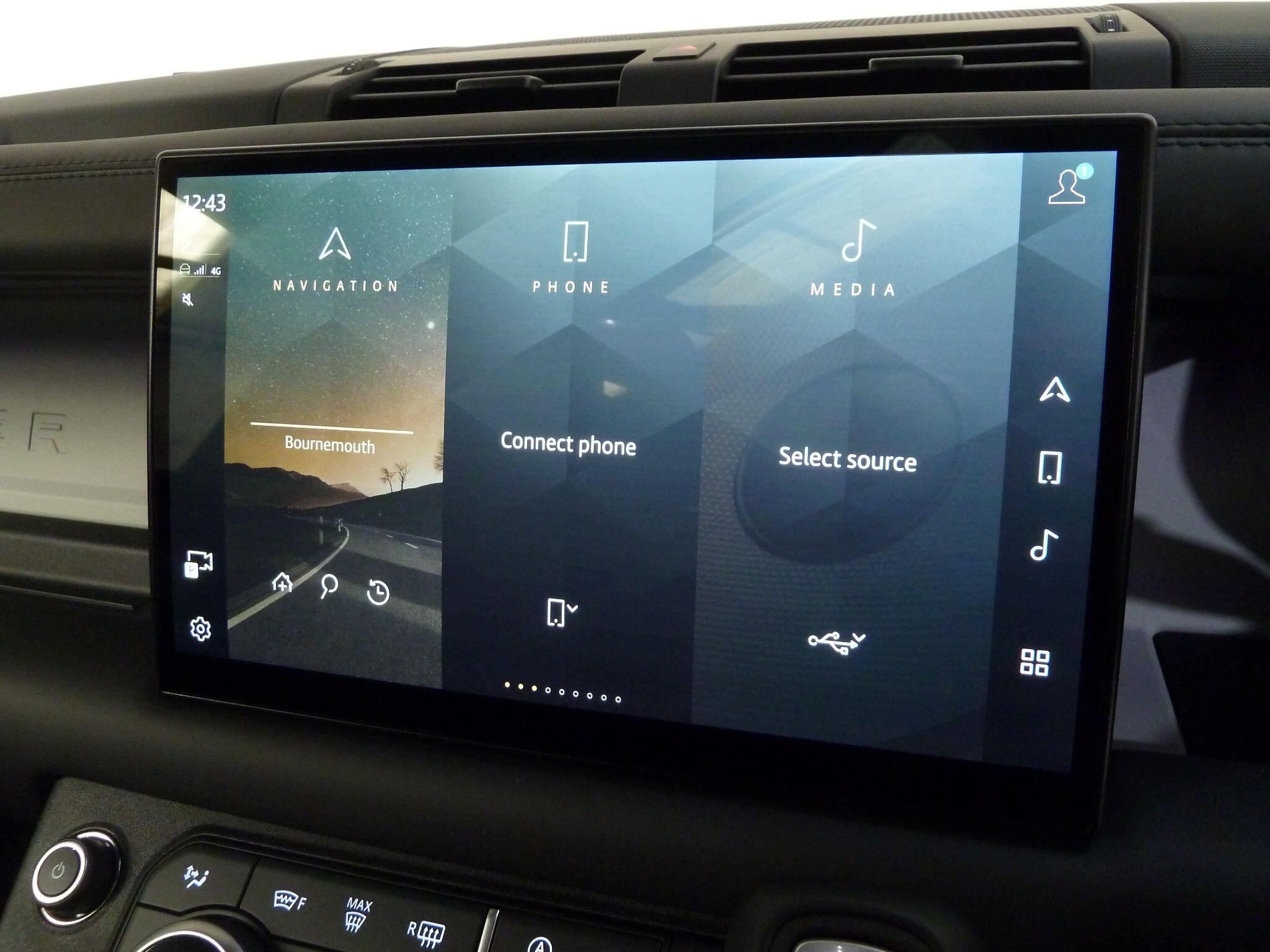 Land Rover Defender 90 3.0 D250  X-Dynamic SE SUV  Diesel   (250 ps)<br/><br/>HAWKE XS EDITION