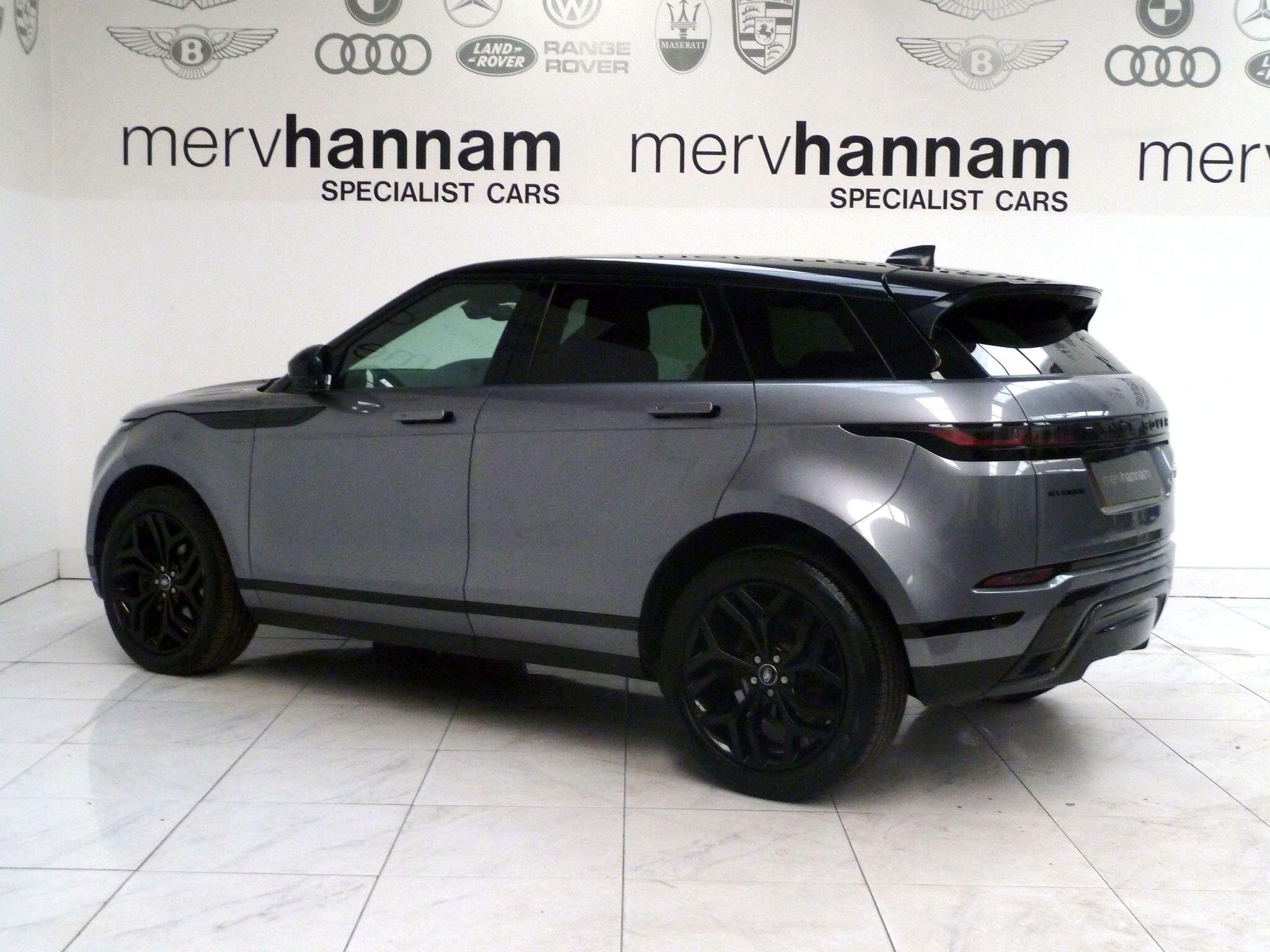 Land Rover Range Rover Evoque 2.0 D200  R-Dynamic SE   <br/><br/>PAN ROOF + BLACK PACK