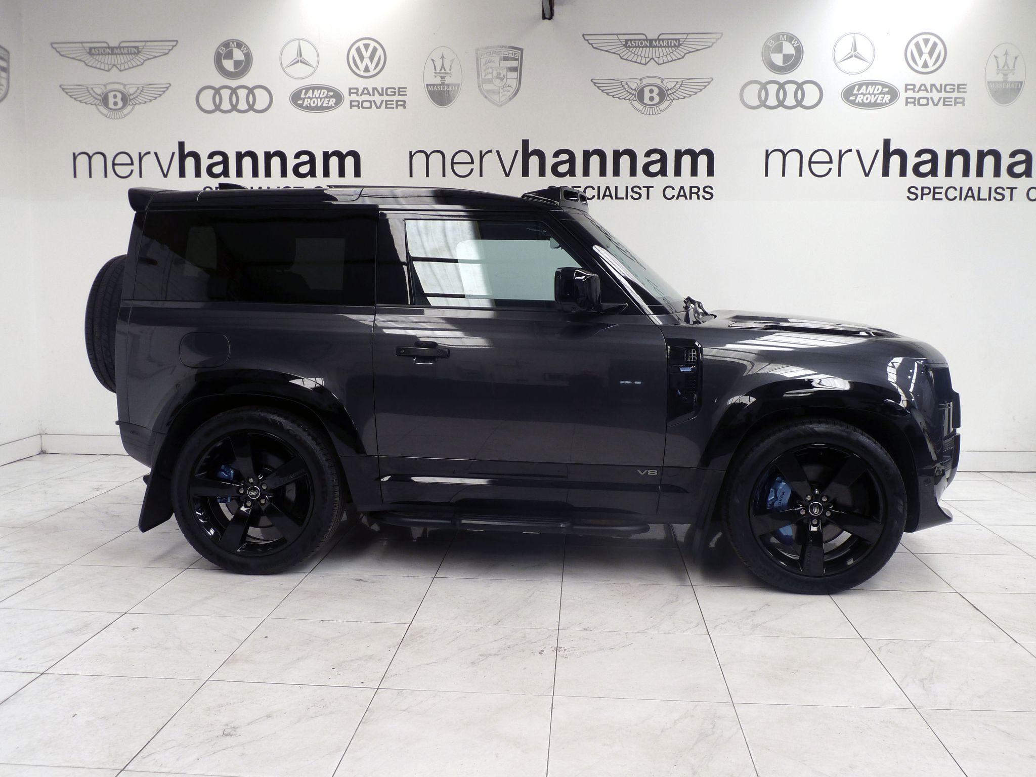 Land Rover Defender 90 5.0 P525 V8   <br/><br/>WIDETRACK +ROOF LIGHTS  +STEPS