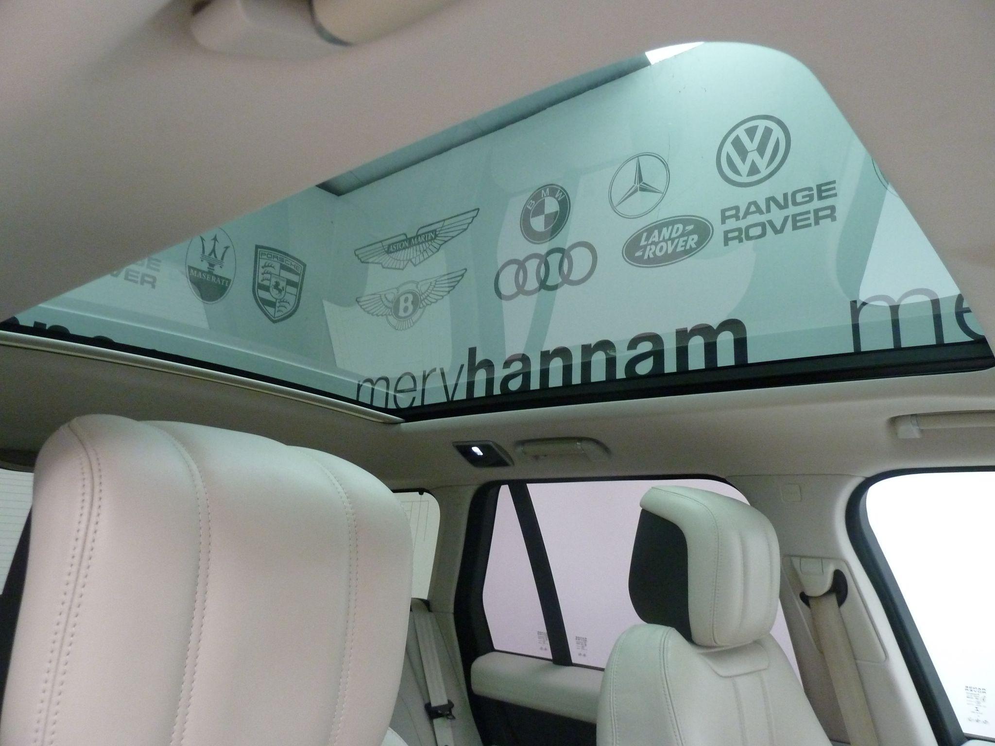 Land Rover Range Rover 3.0 SD V6 Vogue   <br/><br/>PAN ROOF + BLACK PACK + TV