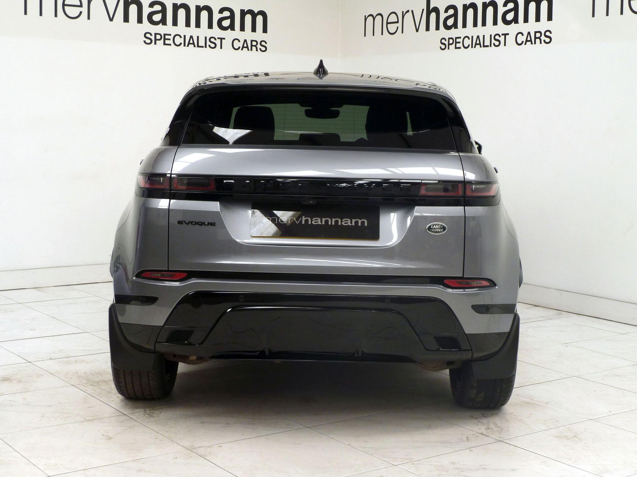Land Rover Range Rover Evoque 2.0 D200  R-Dynamic SE   <br/><br/>PAN ROOF + BLACK PACK