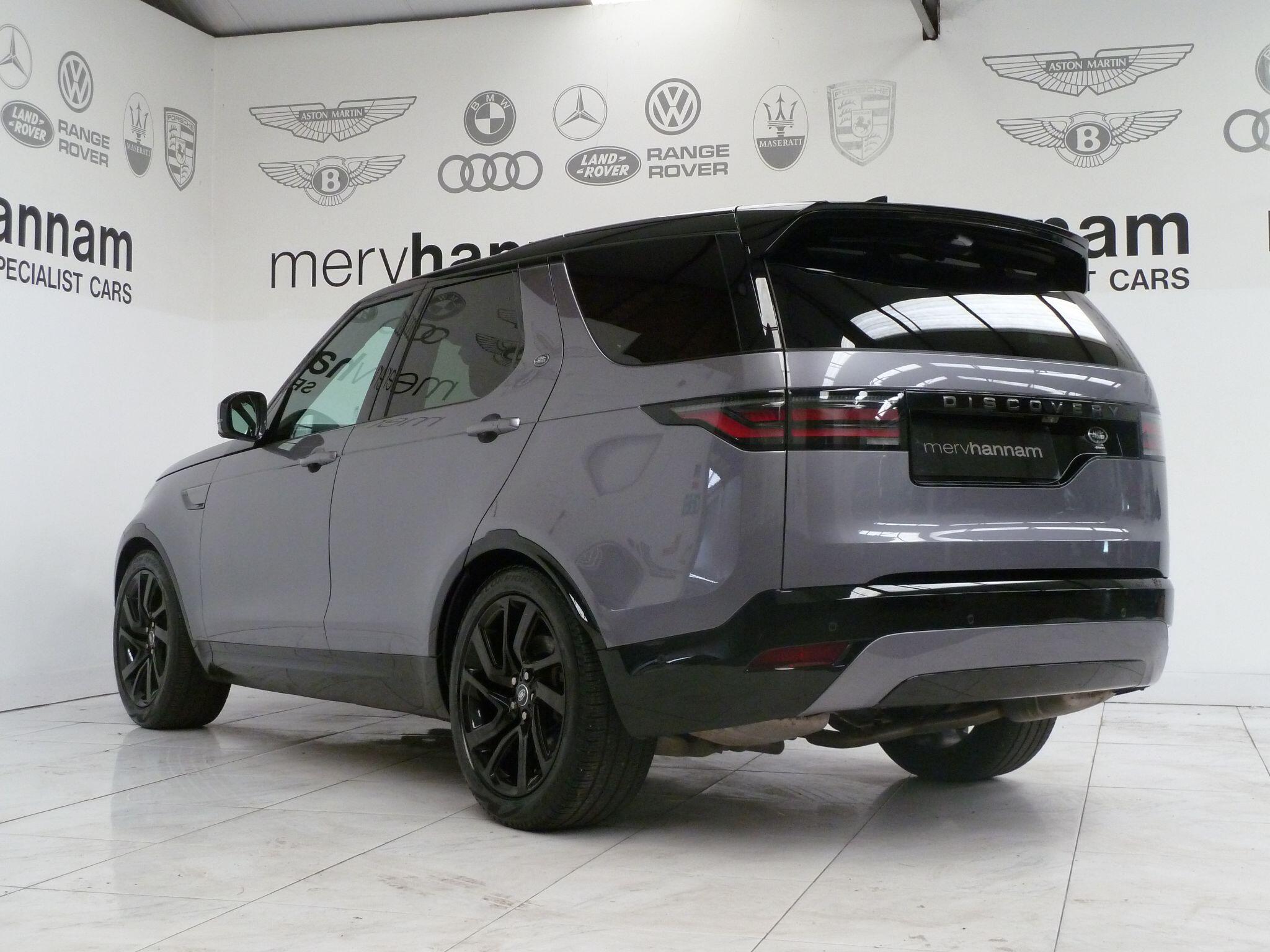 Land Rover Discovery 3.0 D250  R-Dynamic S   <br/><br/>PAN ROOF + BLACK PACK