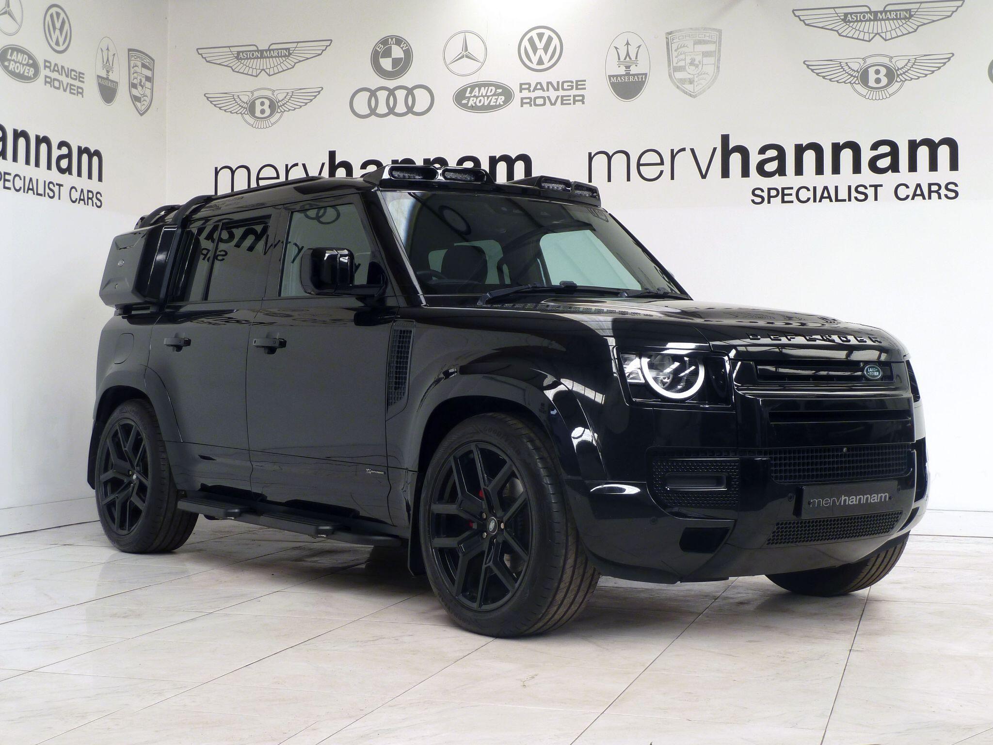 Land Rover Defender 110 3.0 D250  X-Dynamic S   <br/><br/>ROOF LIGHTS +BLACK PACK +STEPS