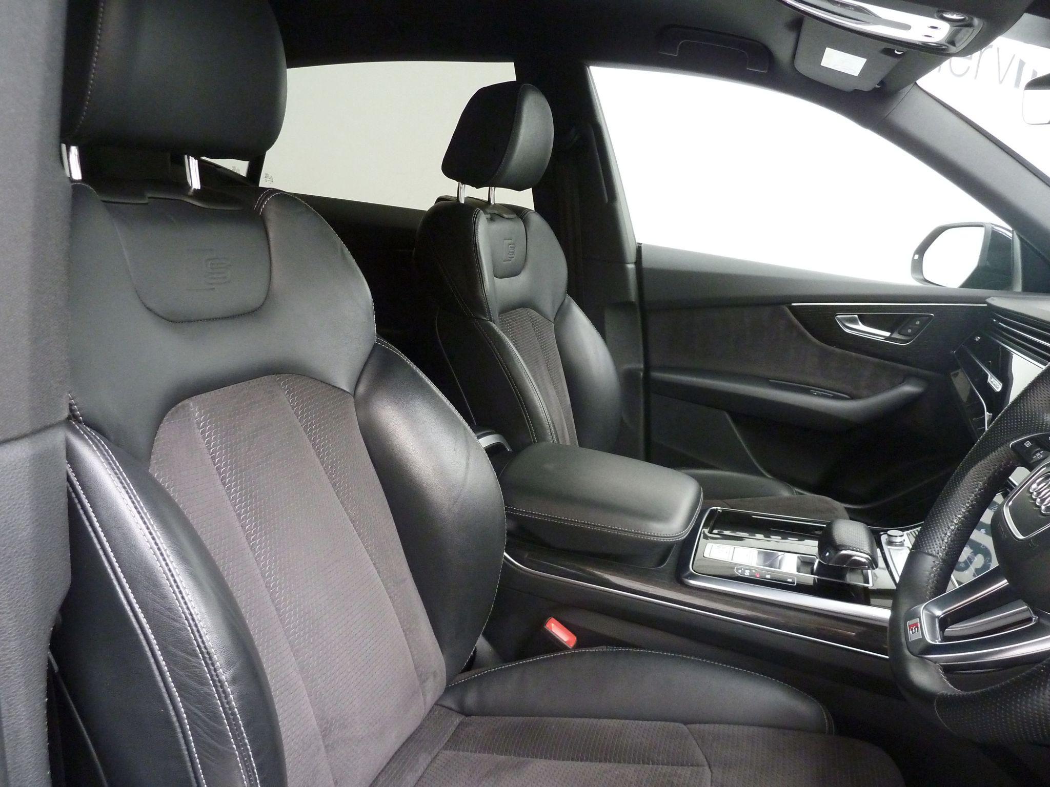 Audi Q8 3.0 TDI V6 50 S line Tiptronic quattro   <br/><br/>MAXTON RSQ8 DESIGN PACKAGE