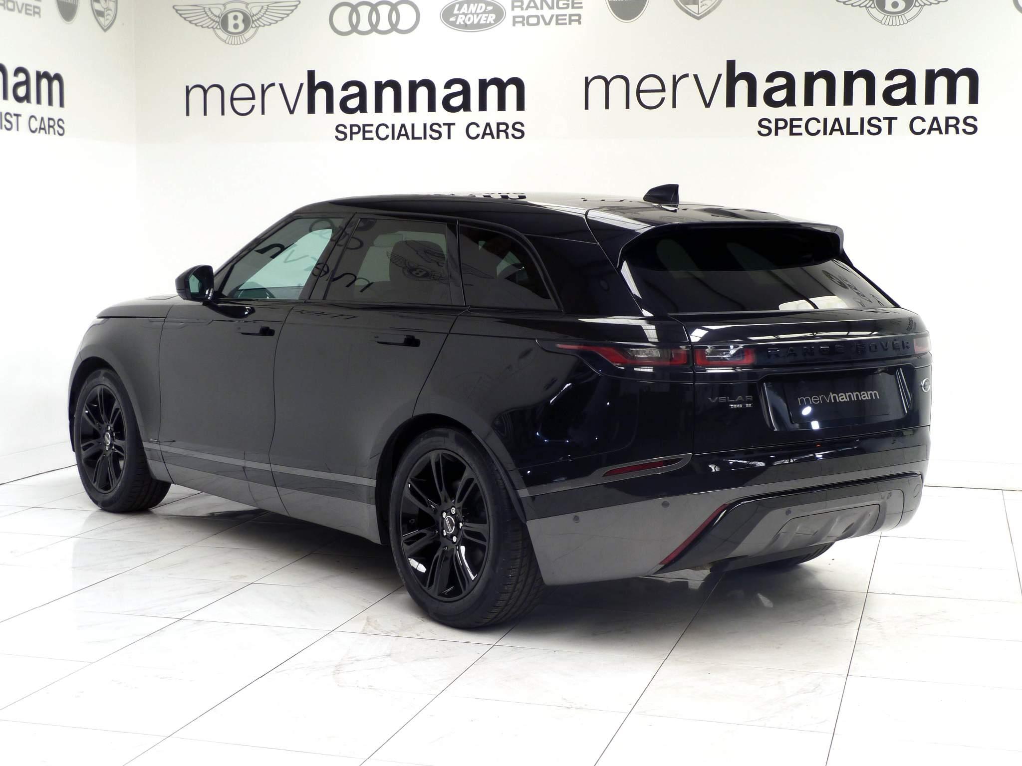 Land Rover Range Rover Velar 2.0 D240 RDynamic SE PAN ROOF + AIR