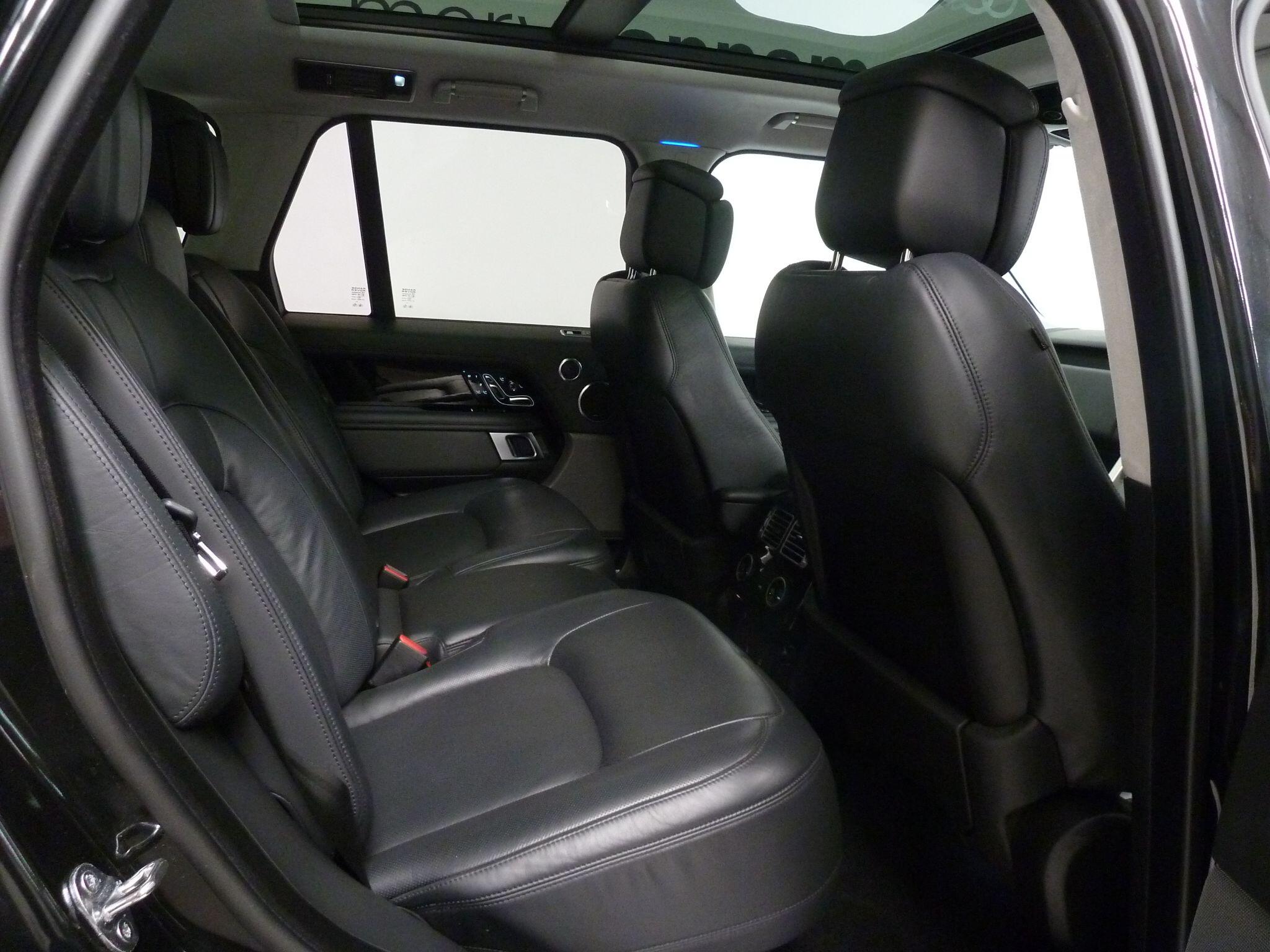 Land Rover Range Rover 2.0 P400e  Autobiography   <br/><br/>PAN ROOF + BLACK PACK + TV