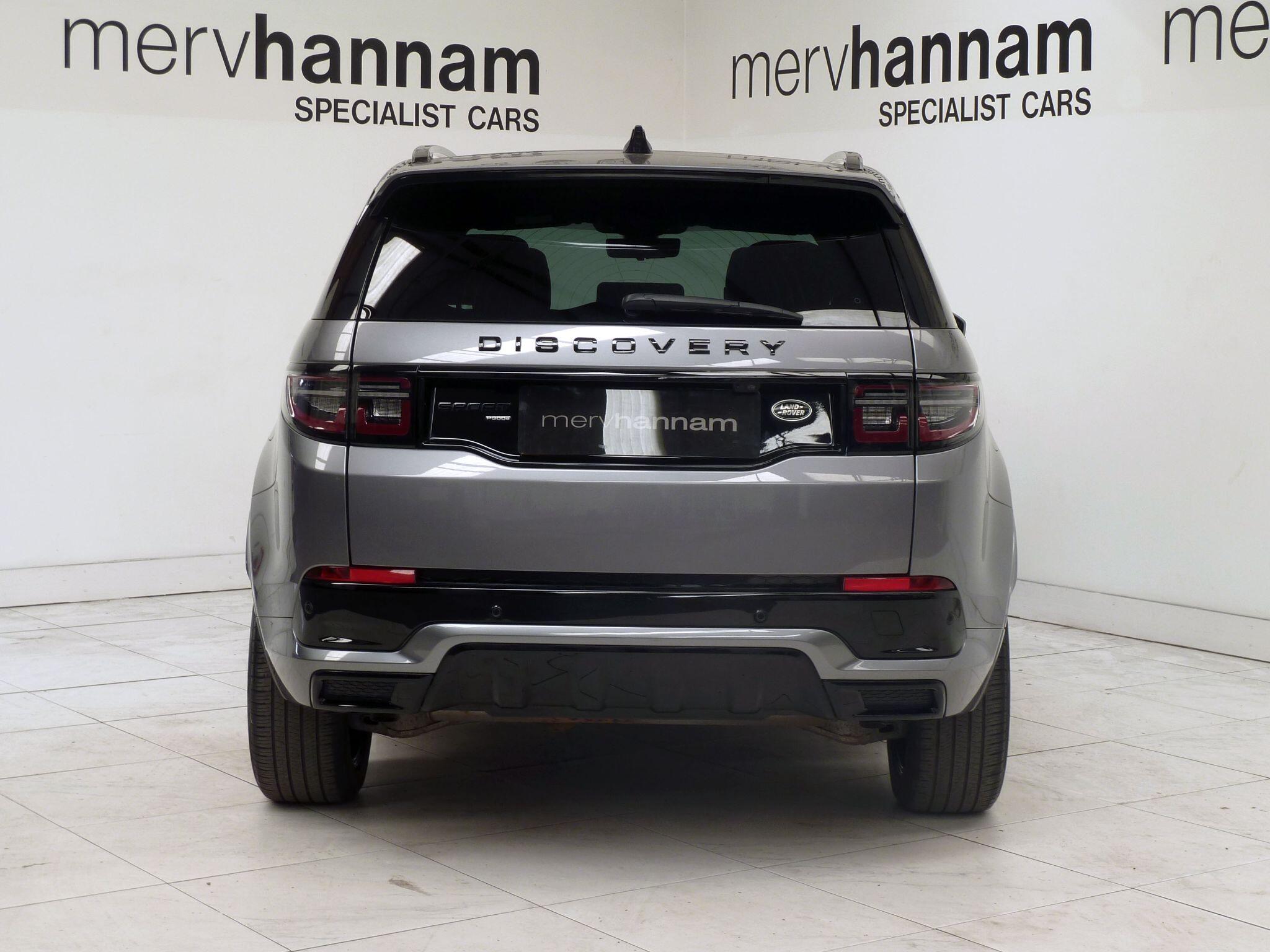 Land Rover Discovery Sport 1.5 P300e 12.2kWh Urban Edition   <br/><br/>PAN ROOF + BLACK PACK