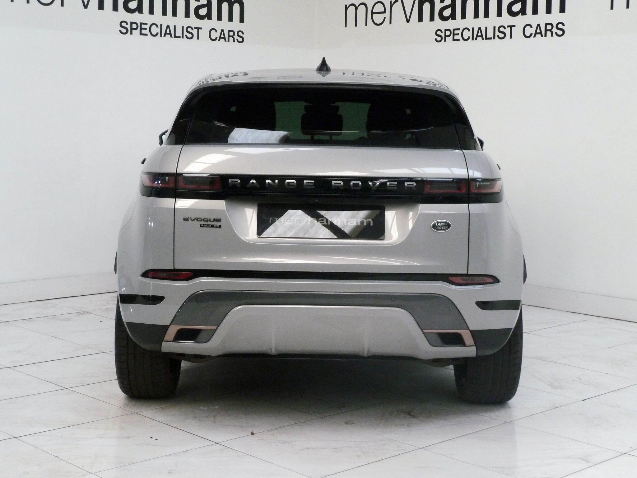 Land Rover Range Rover Evoque 2.0 P200  R-Dynamic SE   <br/><br/>HEATED WHEEL + REVERSE  CAMERA