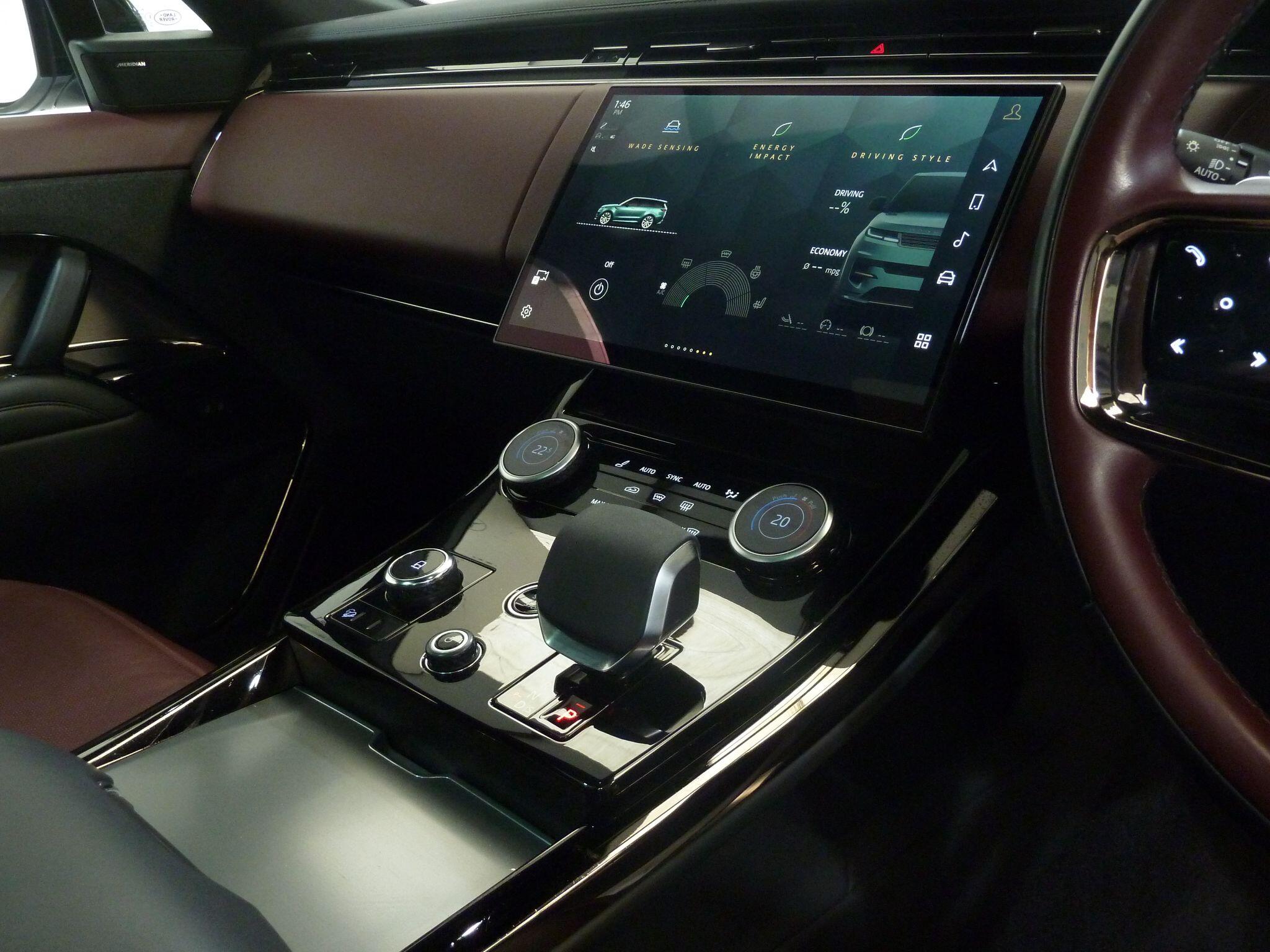 Land Rover Range Rover Sport 3.0   Dynamic SE   <br/><br/>PAN ROOF + BLACK DESIGN PACK