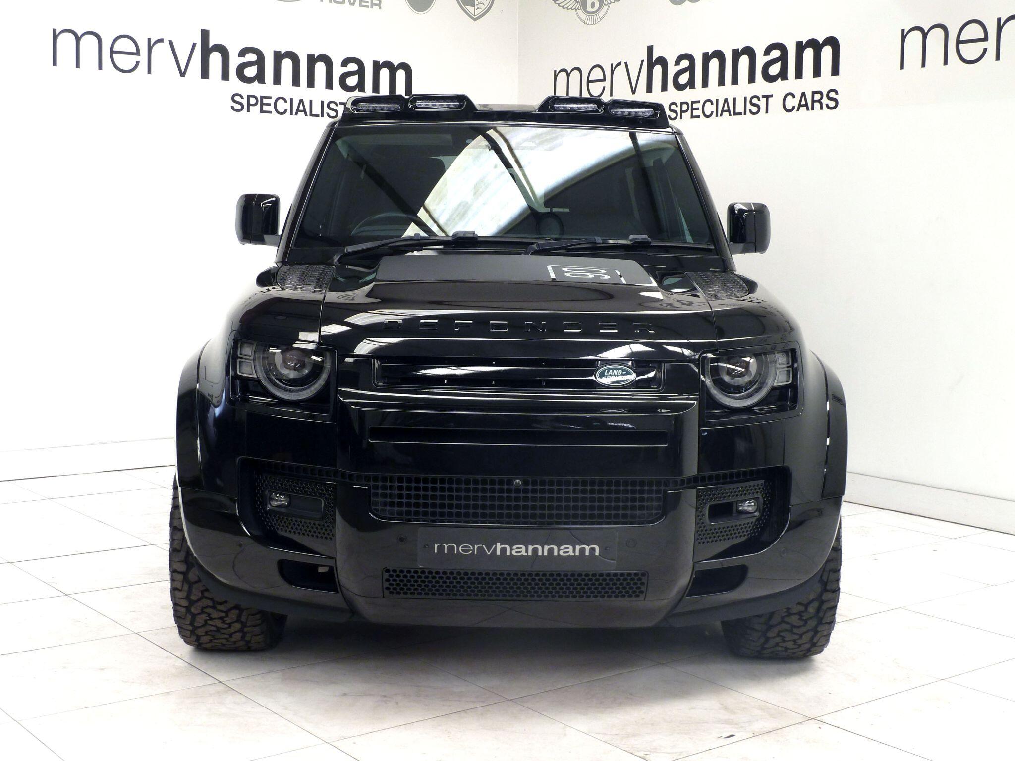 Land Rover Defender 110 2.0 P400e 15.4kWh X-Dynamic HSE   <br/><br/>HAWKE BLACK HYBRID EDITION