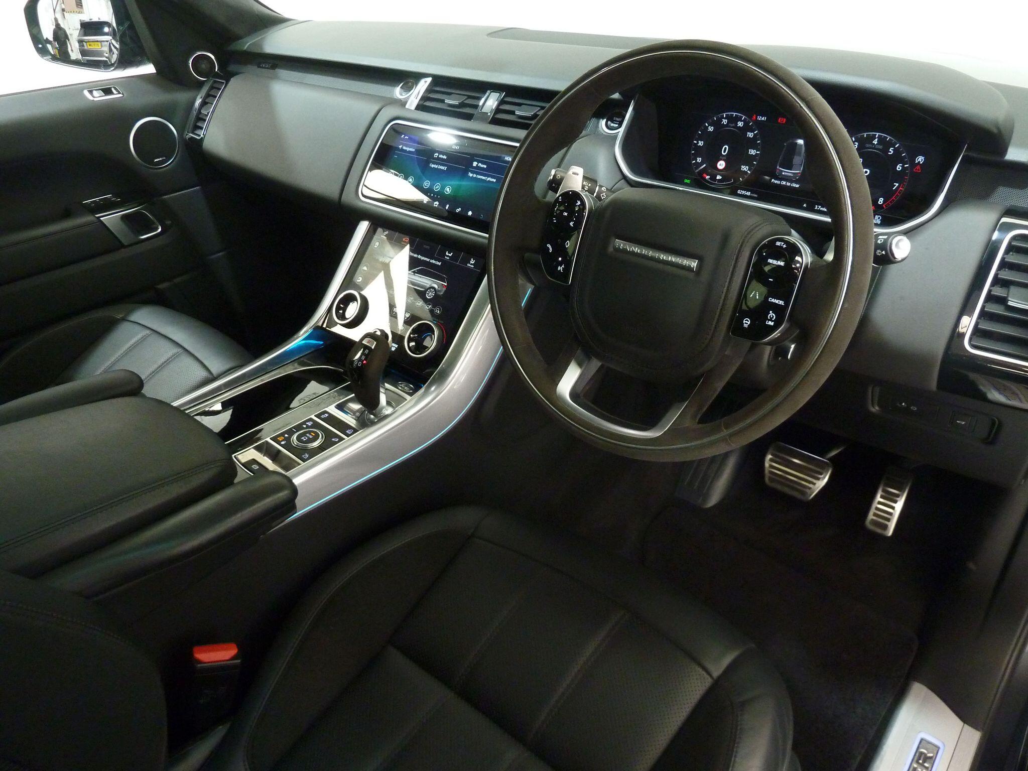 Land Rover Range Rover Sport 3.0 P400  HST   <br/><br/>SLIDING ROOF + CARBON PACK