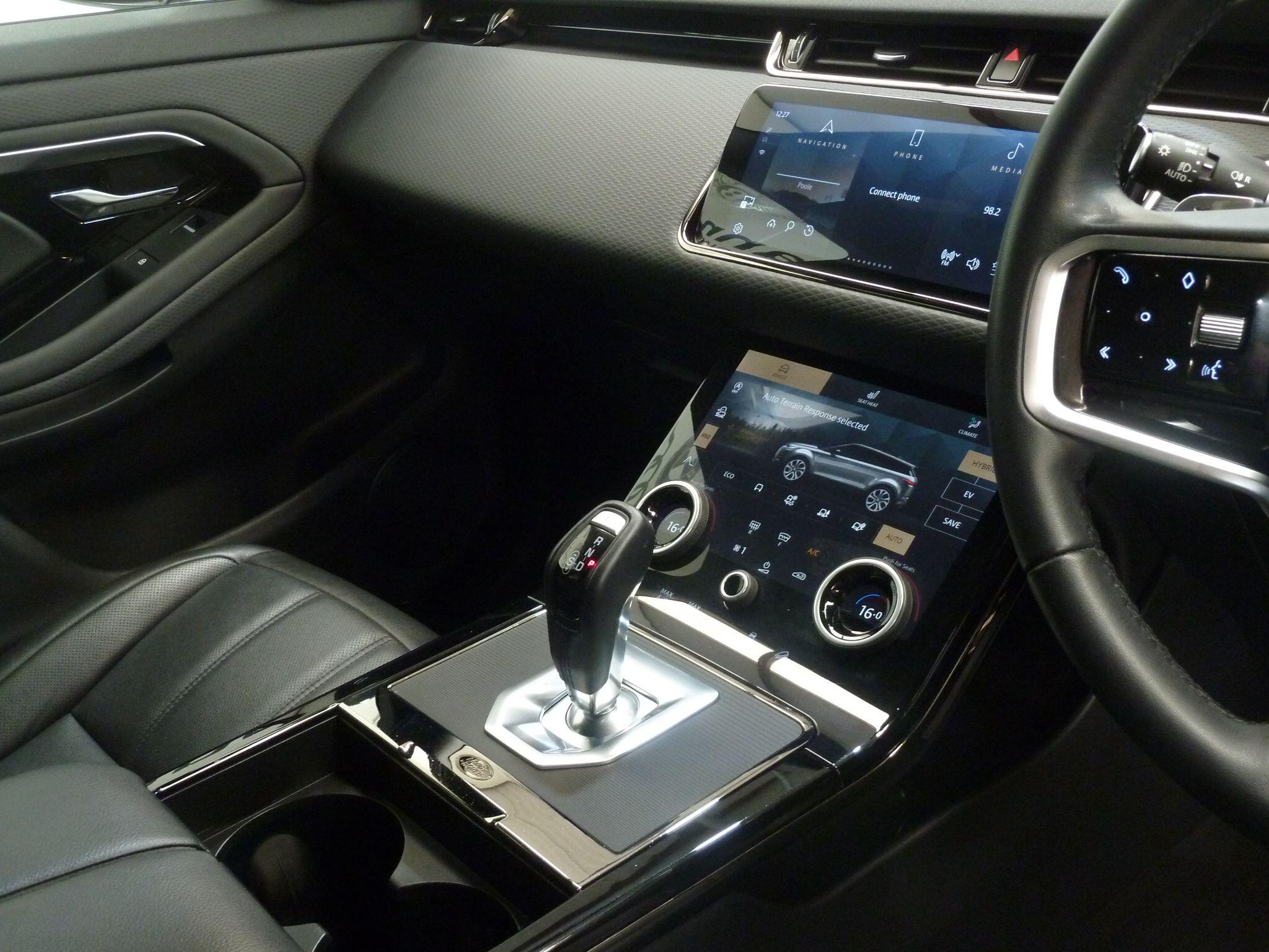 Land Rover Range Rover Evoque 1.5 P300e 12.2kWh R-Dynamic S   <br/><br/>BLACK STYLING PACKAGE