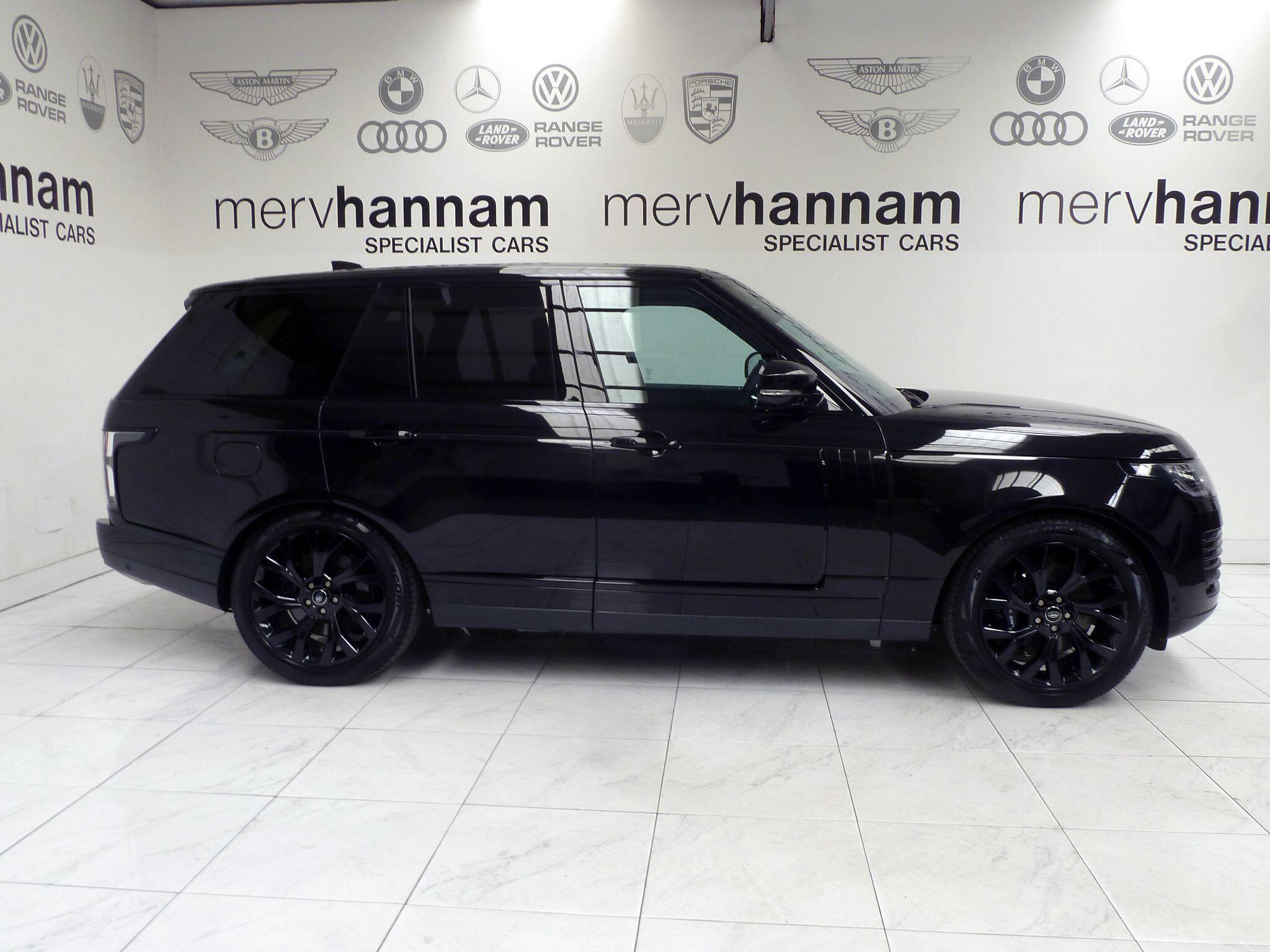 Land Rover Range Rover 2.0 P400e  Vogue   <br/><br/>PAN ROOF + BLACK PACK