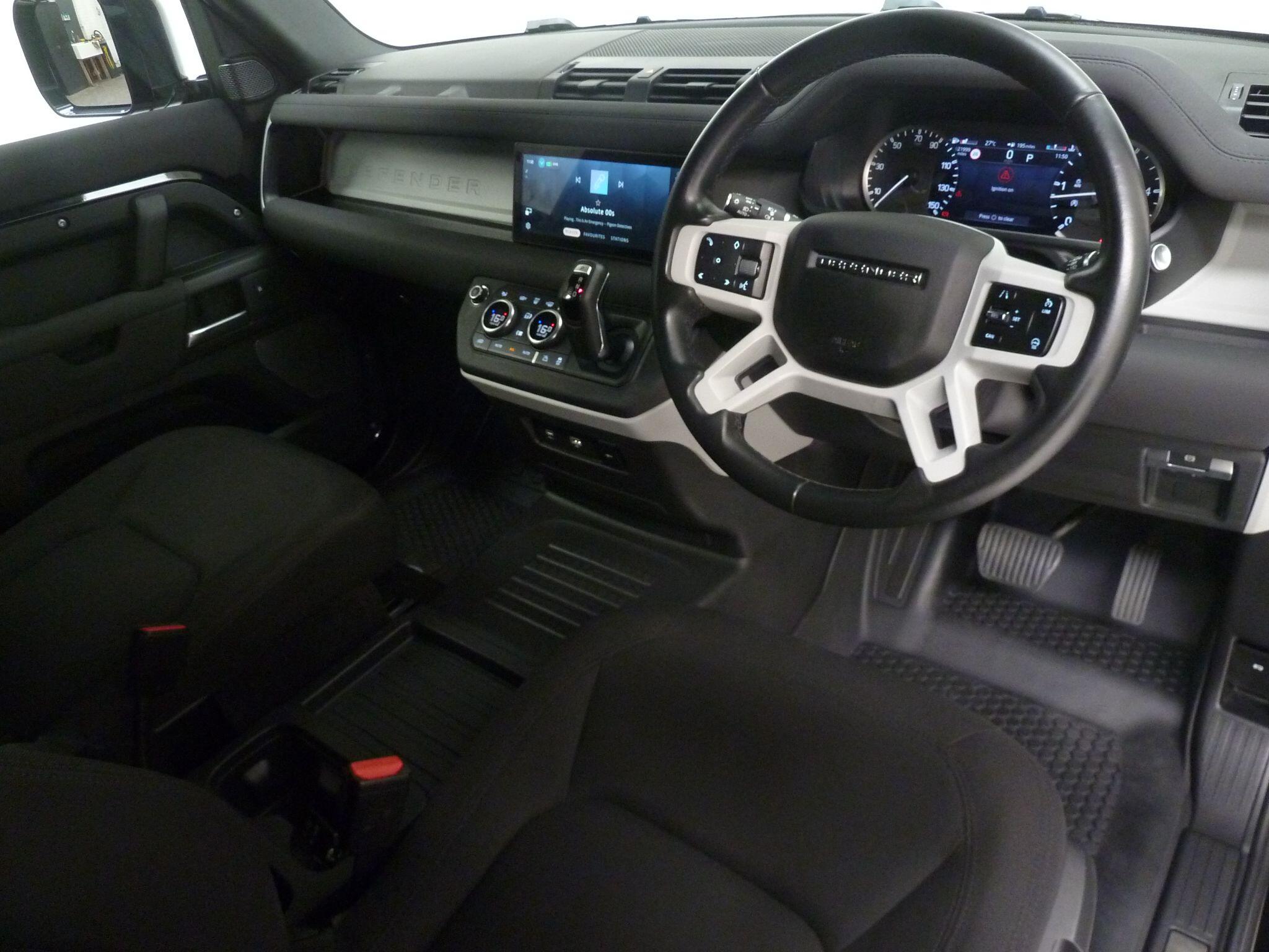 Land Rover Defender 90 3.0 D250  Hard Top SUV SWB   <br/><br/>39,990 PLUS VAT
