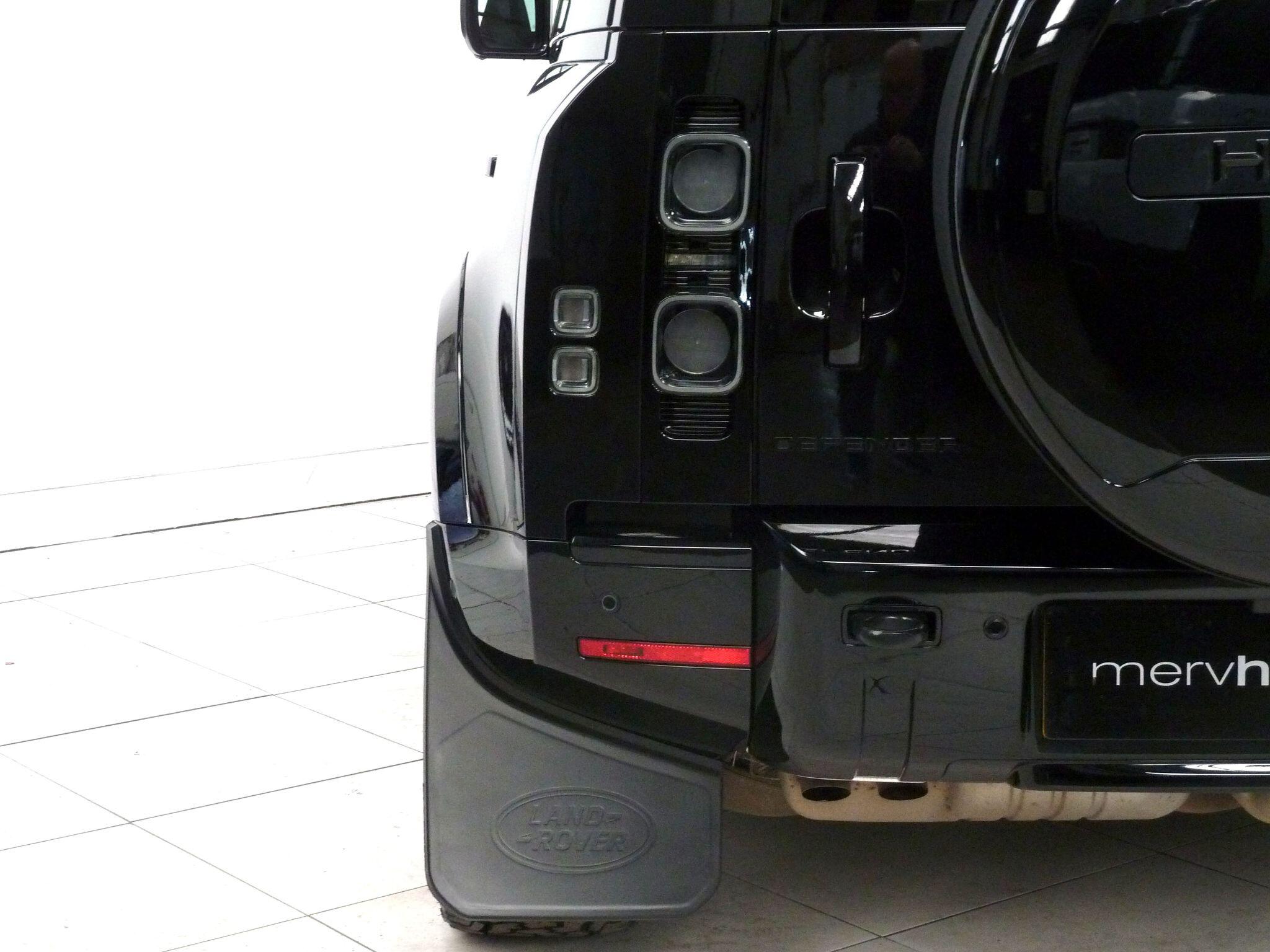 Land Rover Defender 90 3.0 D350  X-Dynamic HSE Hard Top SUV SWB   <br/><br/>HAWKE BLACK EDITION 57990 +VAT