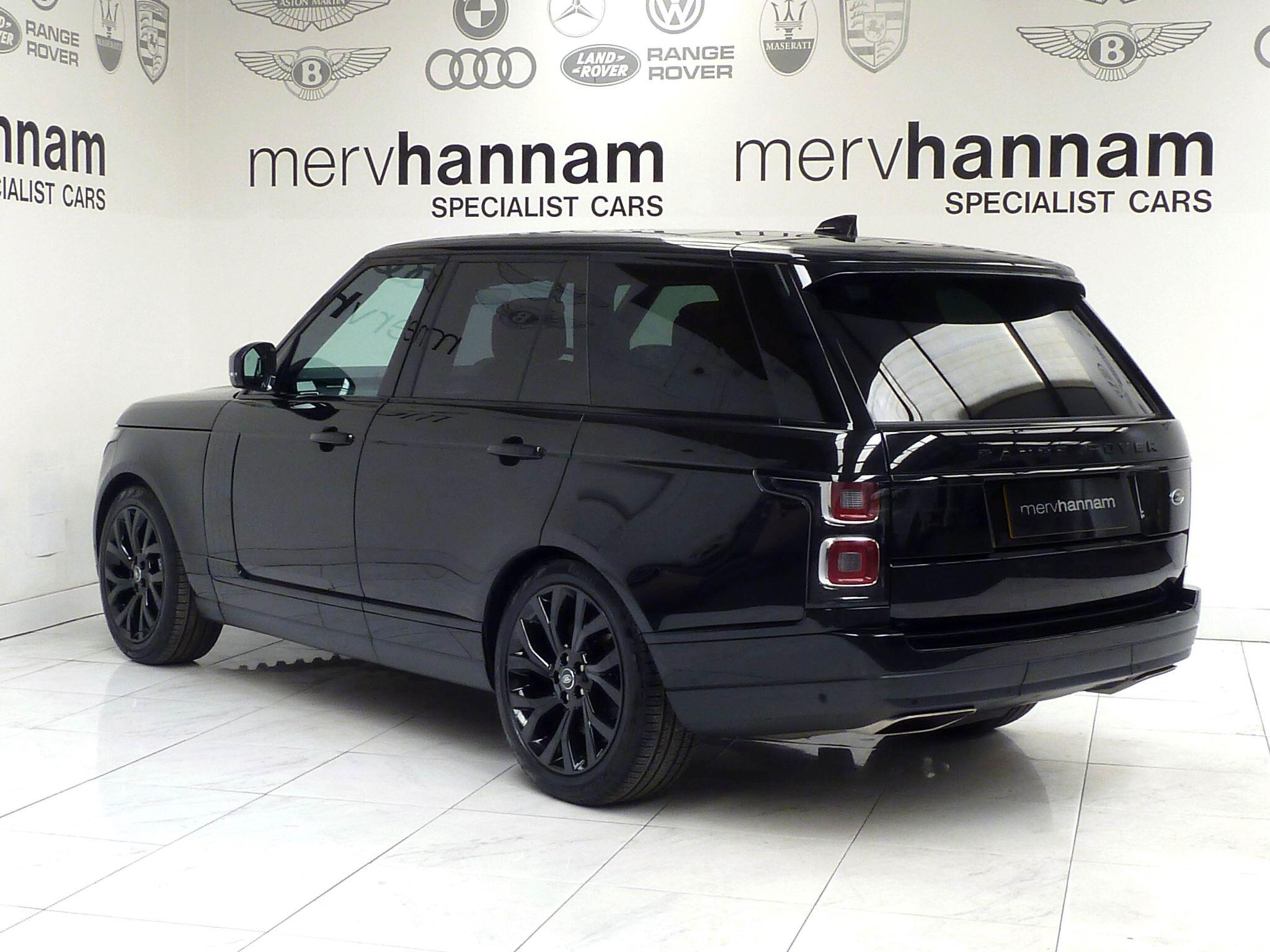 Land Rover Range Rover 2.0 P400e 12.4kWh Vogue   <br/><br/>PAN ROOF + BLACK PACK + TV