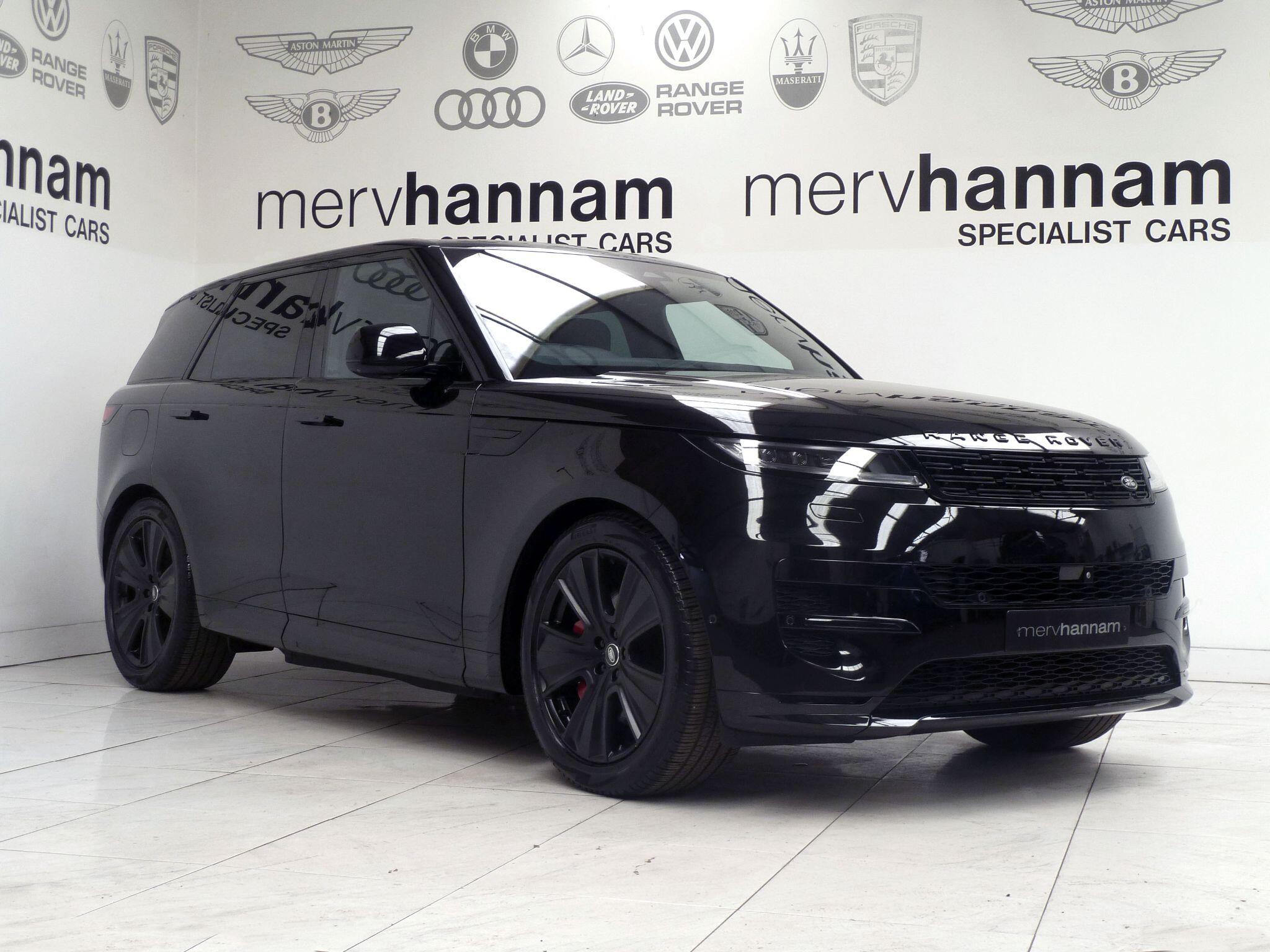 Land Rover Range Rover Sport 3.0 P440e 38.2kWh Dynamic SE   <br/><br/>BLACK DESIGN PACK + PAN ROOF