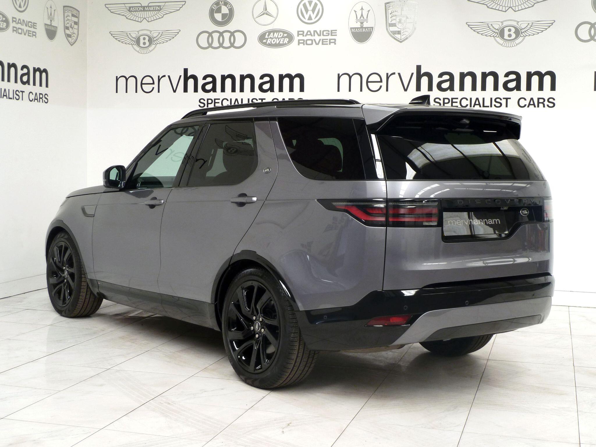 Land Rover Discovery 3.0 D250  R-Dynamic S   <br/><br/>PAN ROOF + BLACK PACK + 3D CAM