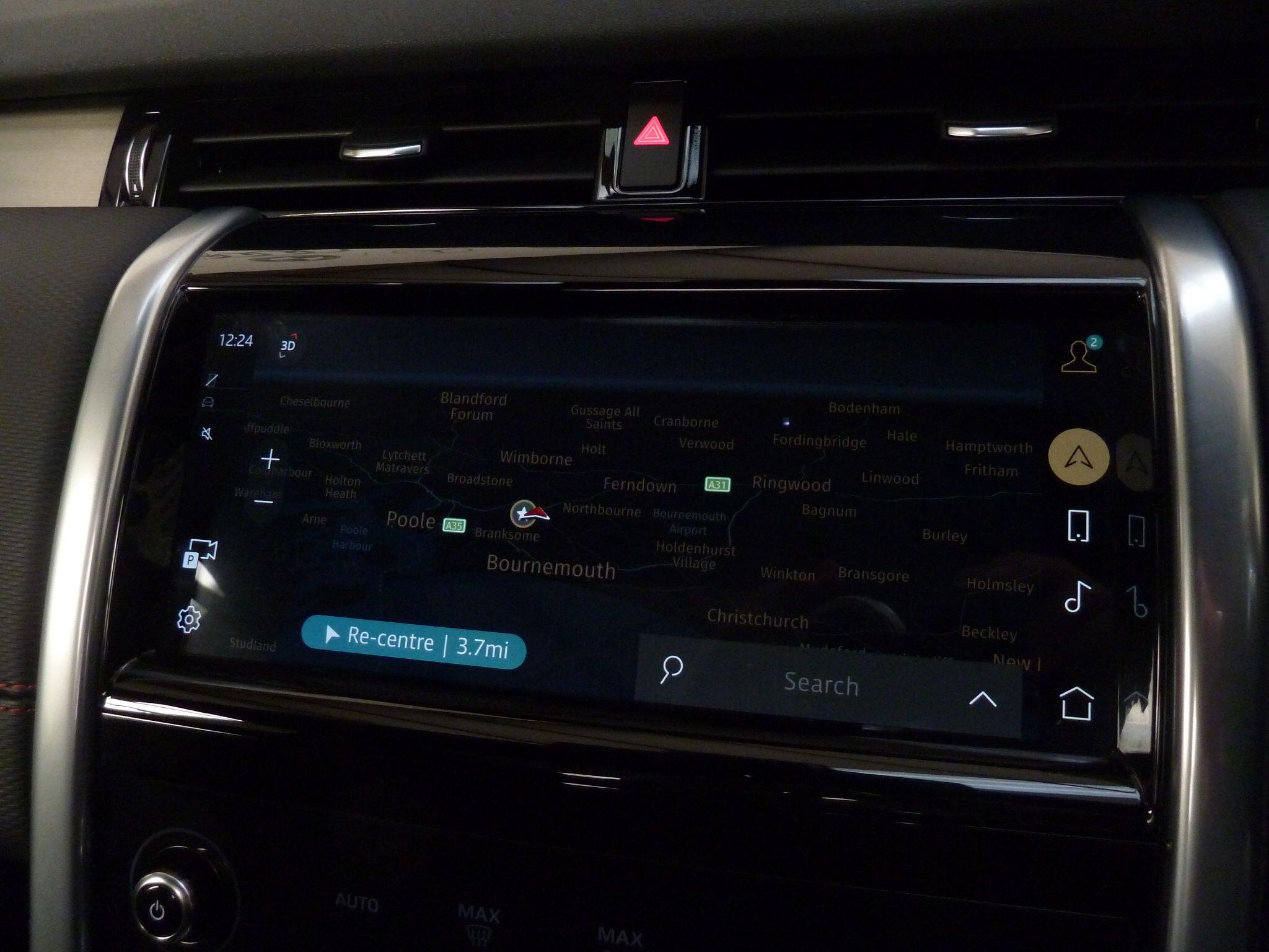 Land Rover Discovery Sport 1.5 P300e 12.2kWh Urban Edition   <br/><br/>PAN ROOF + BLACK PACK