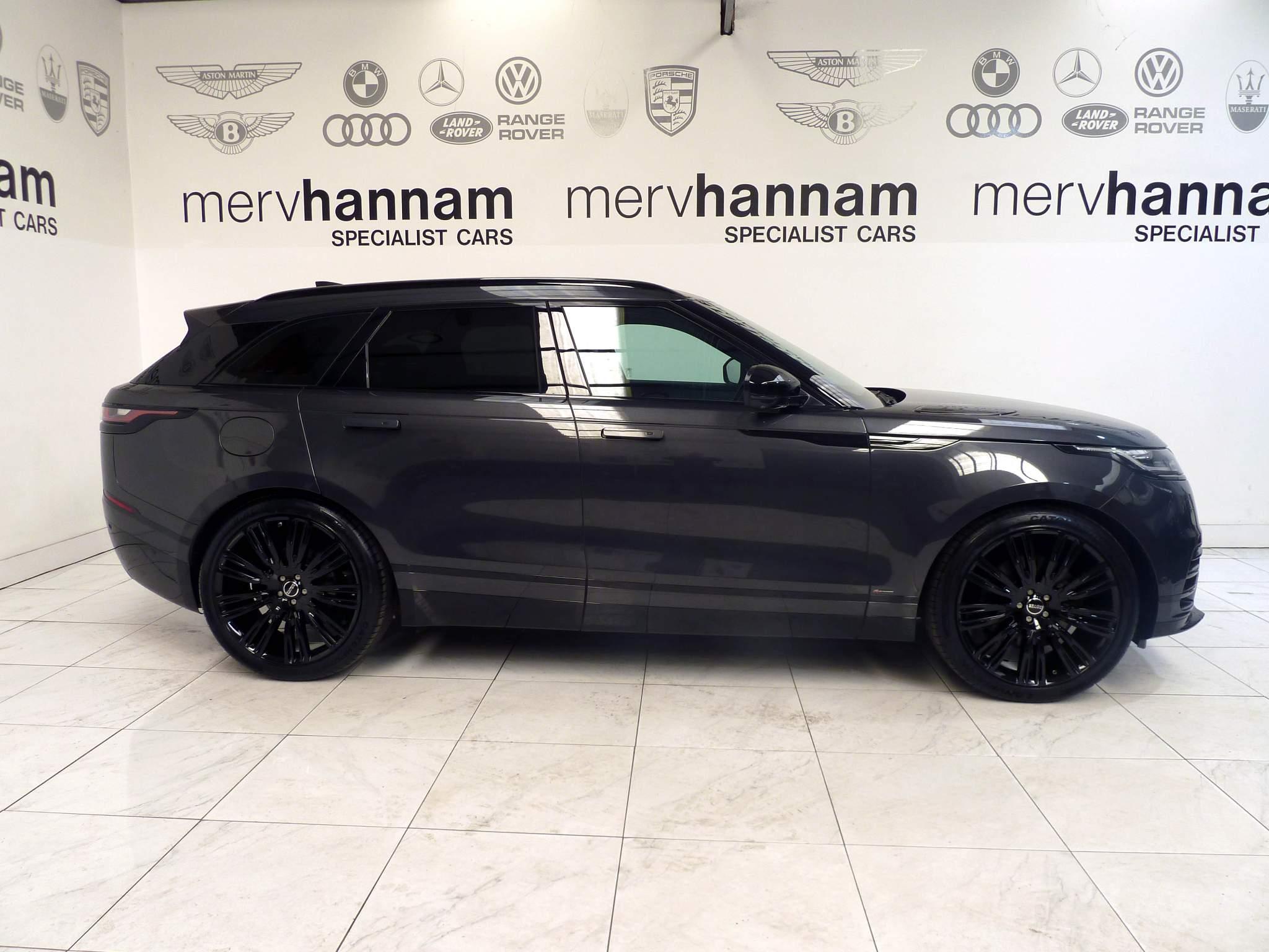 Land Rover Range Rover Velar 3.0   R-Dynamic SE   <br/><br/>PAN ROOF+ AIR SUSP+ BLACK PACK