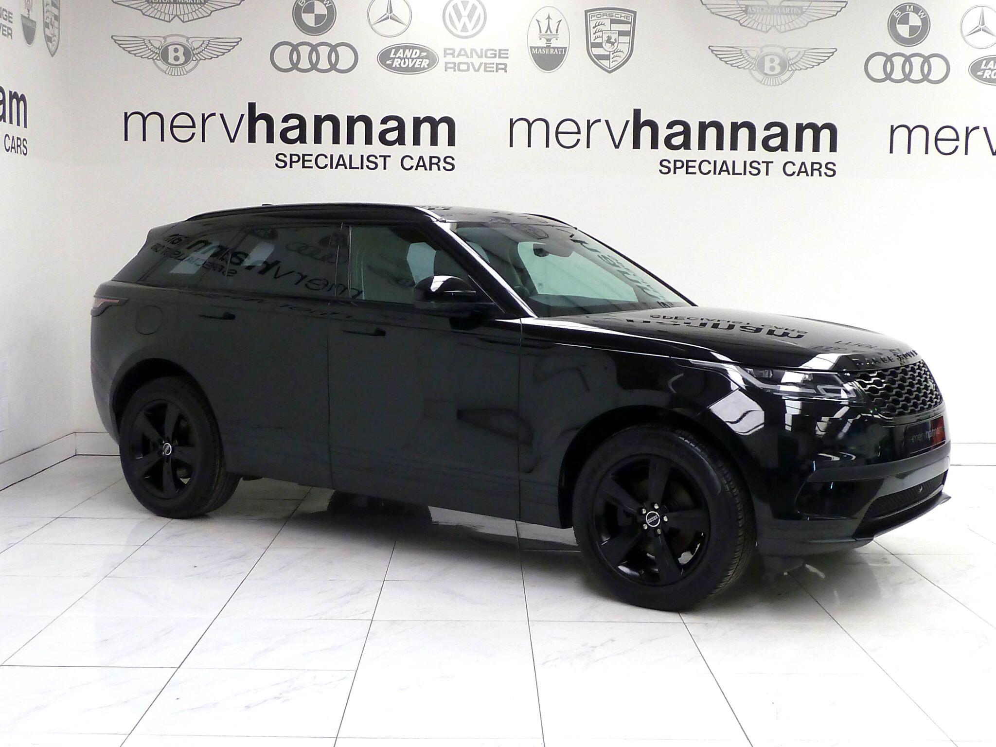 Land Rover Range Rover Velar 2.0 D200    <br/><br/>BLACK EXTERIOR DESIGN PACK