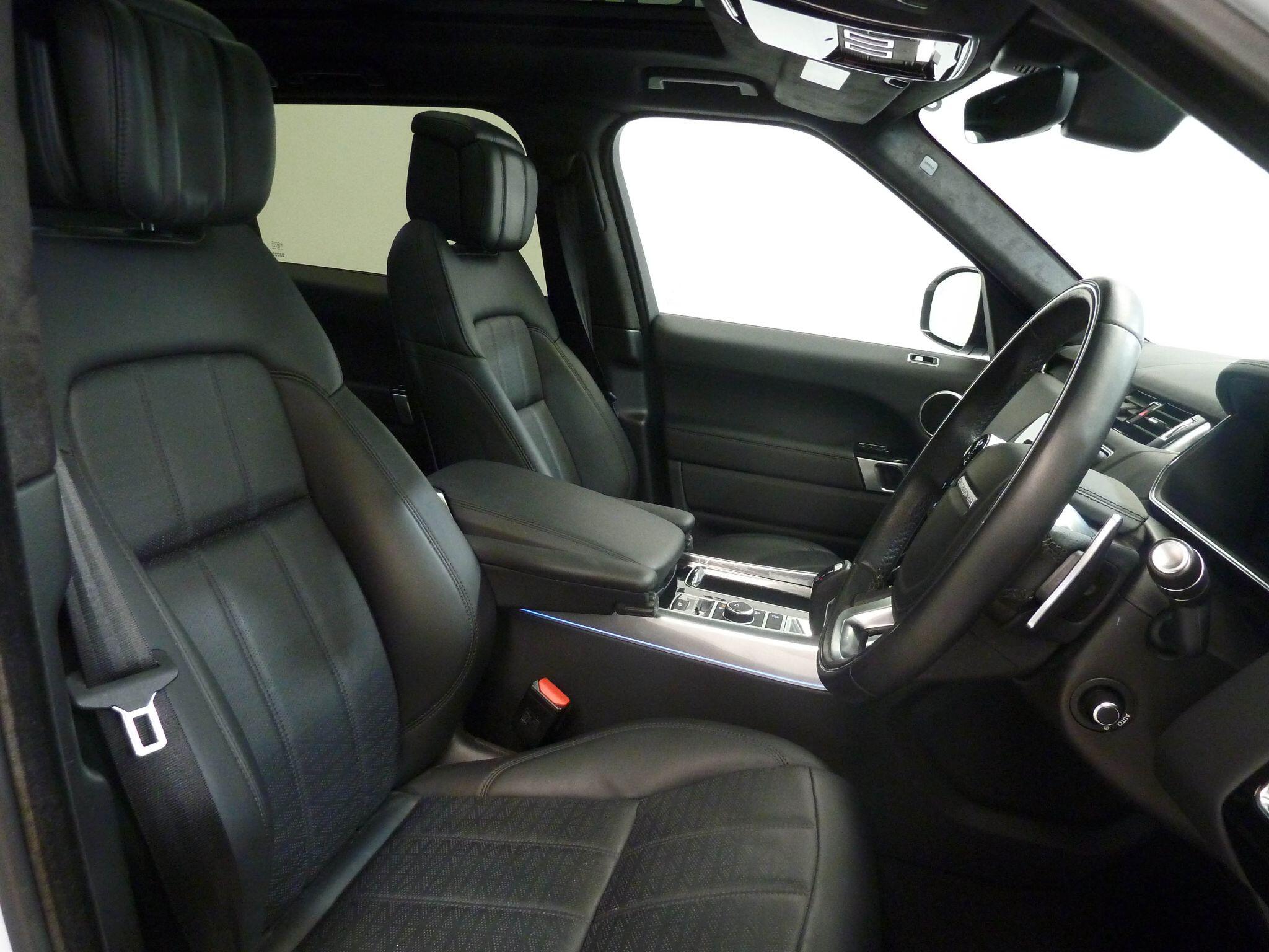 Land Rover Range Rover Sport 3.0   Autobiography Dynamic   <br/><br/>PAN ROOF + BLACK PACK + STEPS