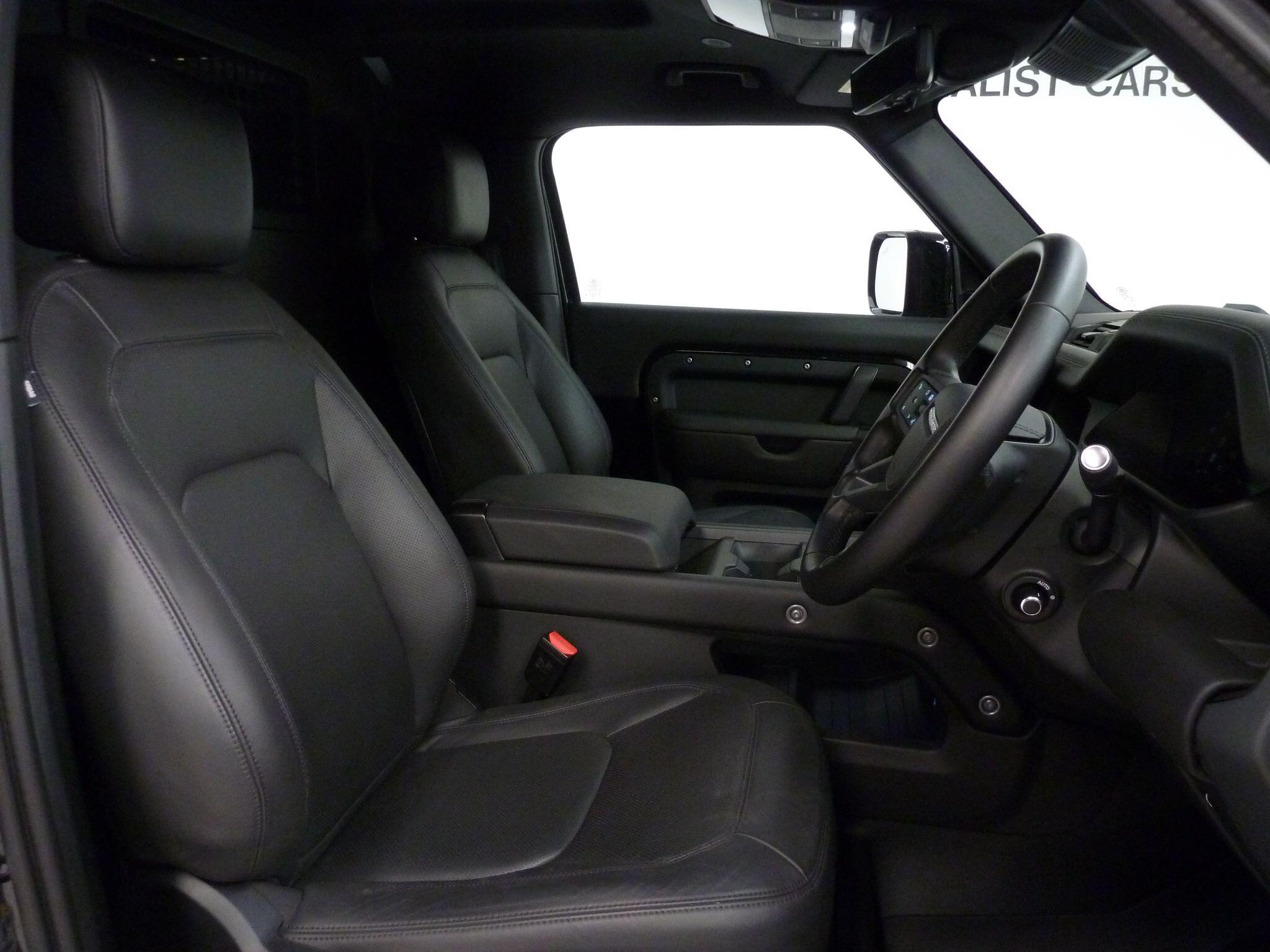 Land Rover Defender 90 3.0 D350  X-Dynamic HSE Hard Top SUV SWB   <br/><br/>HAWKE BLACK EDITION 57990 +VAT