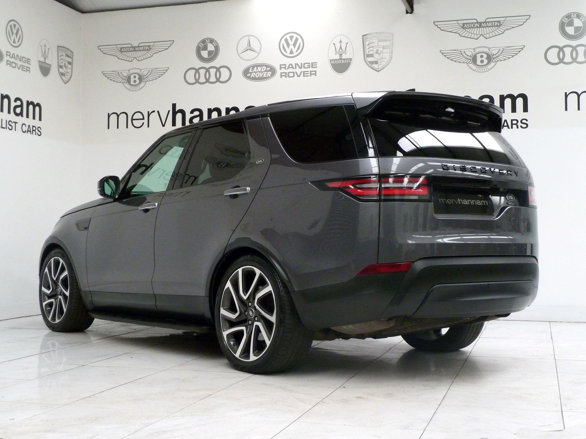 Land Rover Discovery 3.0 SD V6 HSE Luxury   <br/><br/>PAN ROOF + REAR SCREENS