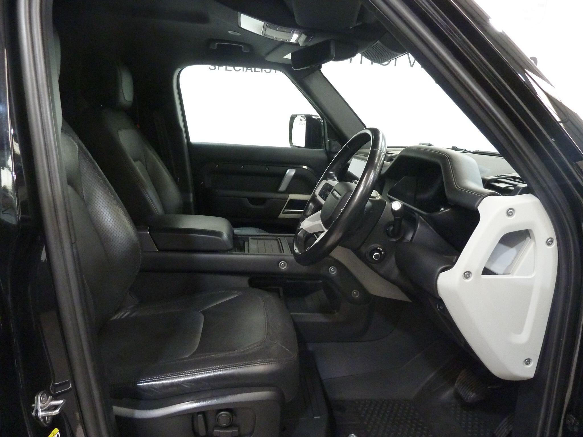 Land Rover Defender 110 3.0   X-Dynamic HSE Hard Top SUV  Diesel MWB   (300 ps)<br/><br/>HAWKE EDITION – 54990+VAT