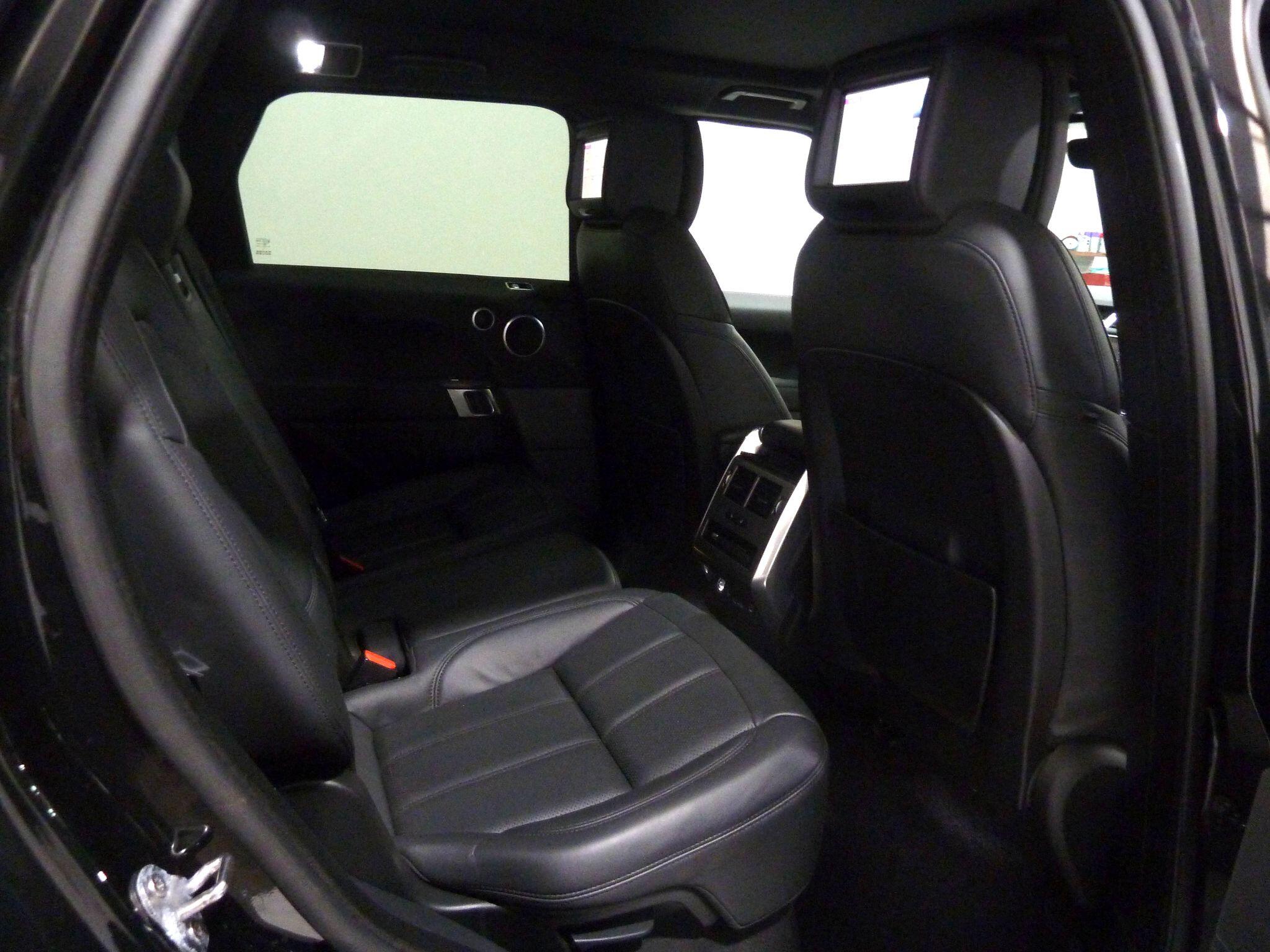 Land Rover Range Rover Sport 3.0 D250  HSE   <br/><br/>AUTOBIOGRAPHY PACK + SCREENS