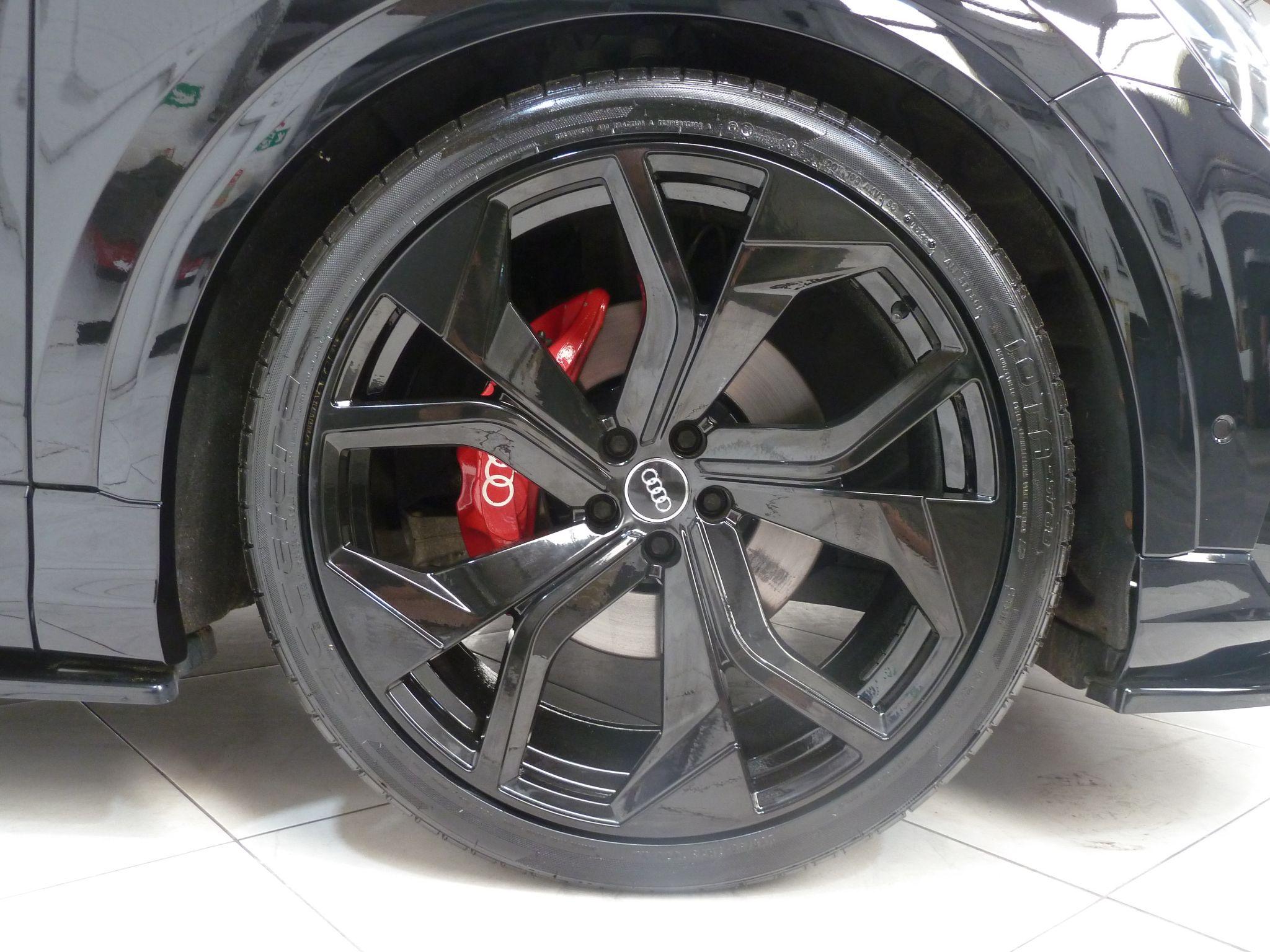 Audi Q8 3.0 TDI V6 50 S line Tiptronic quattro   <br/><br/>MAXTON RSQ8 DESIGN PACKAGE