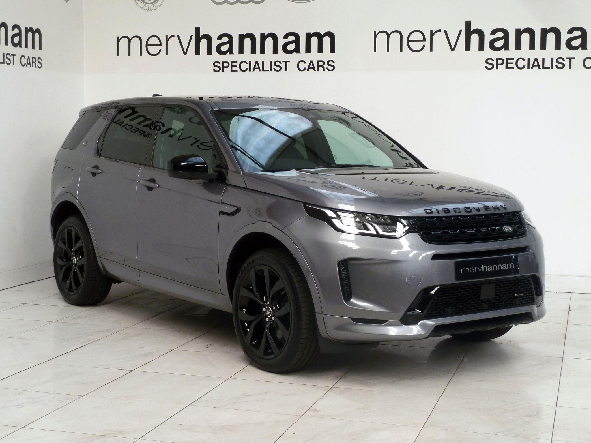 Land Rover Discovery Sport 1.5 P300e 12.2kWh Urban Edition   <br/><br/>PAN ROOF + BLACK PACK