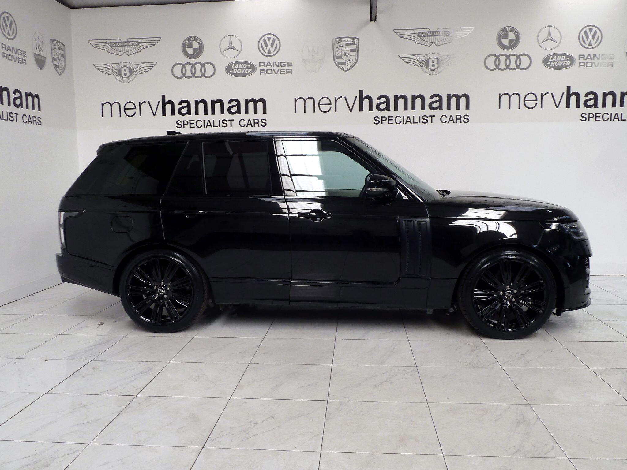 Land Rover Range Rover 3.0 SD V6 Vogue SUV  Diesel   (275 ps)<br/><br/>SVO EXTERIOR DESIGN PACKAGE