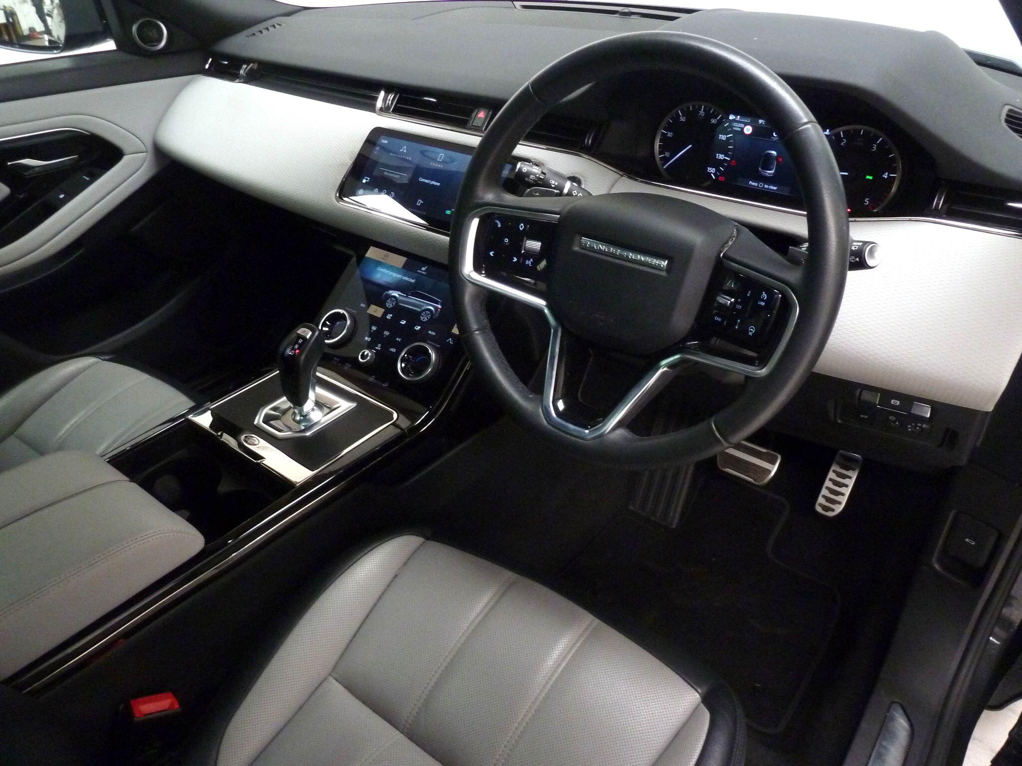 Land Rover Range Rover Evoque 2.0 D200  Edition   <br/><br/>BLACK EXTERIOR PACK + PAN ROOF
