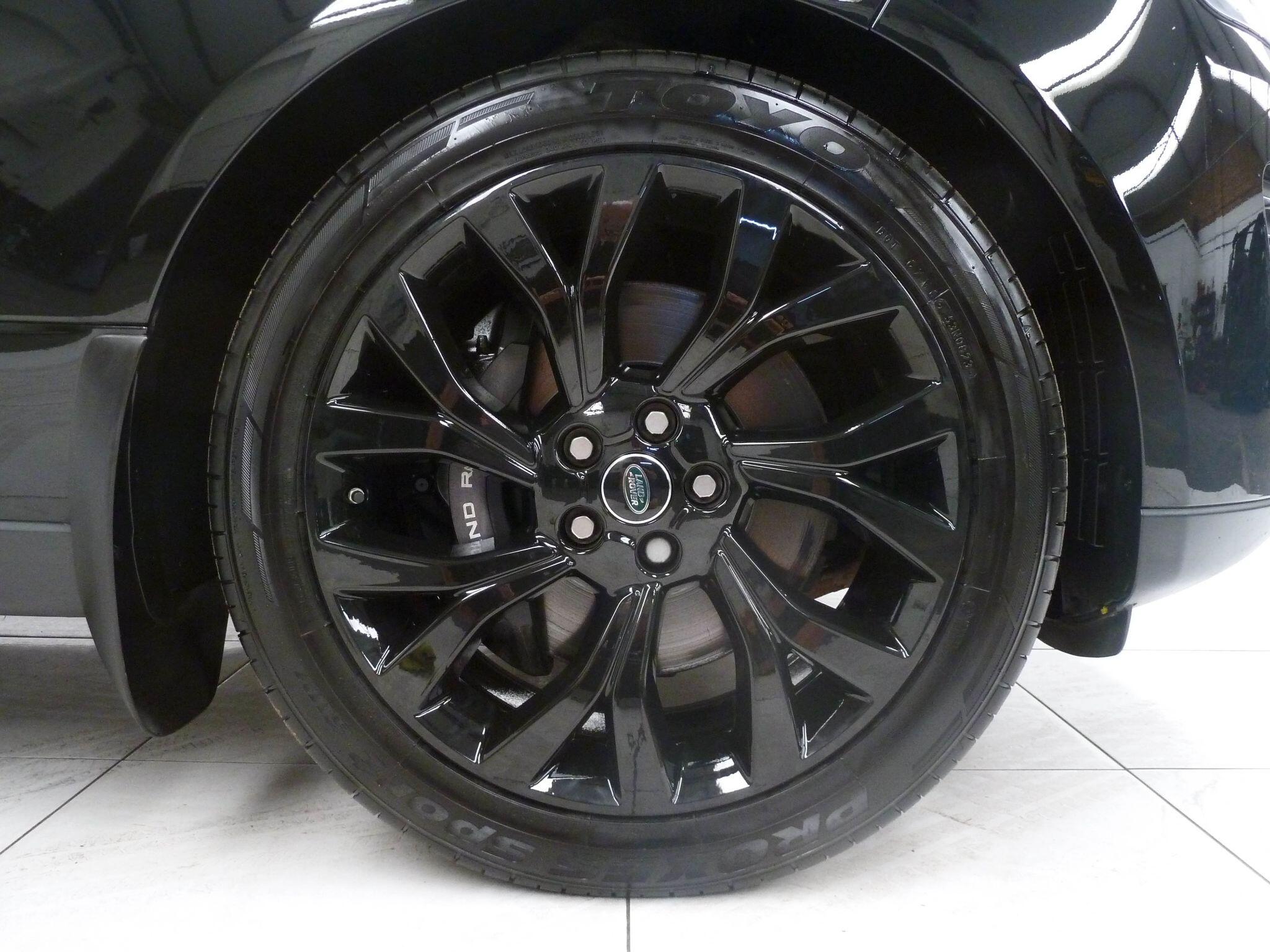 Land Rover Range Rover 2.0 P400e 12.4kWh Vogue   <br/><br/>PAN ROOF + BLACK PACK + TV