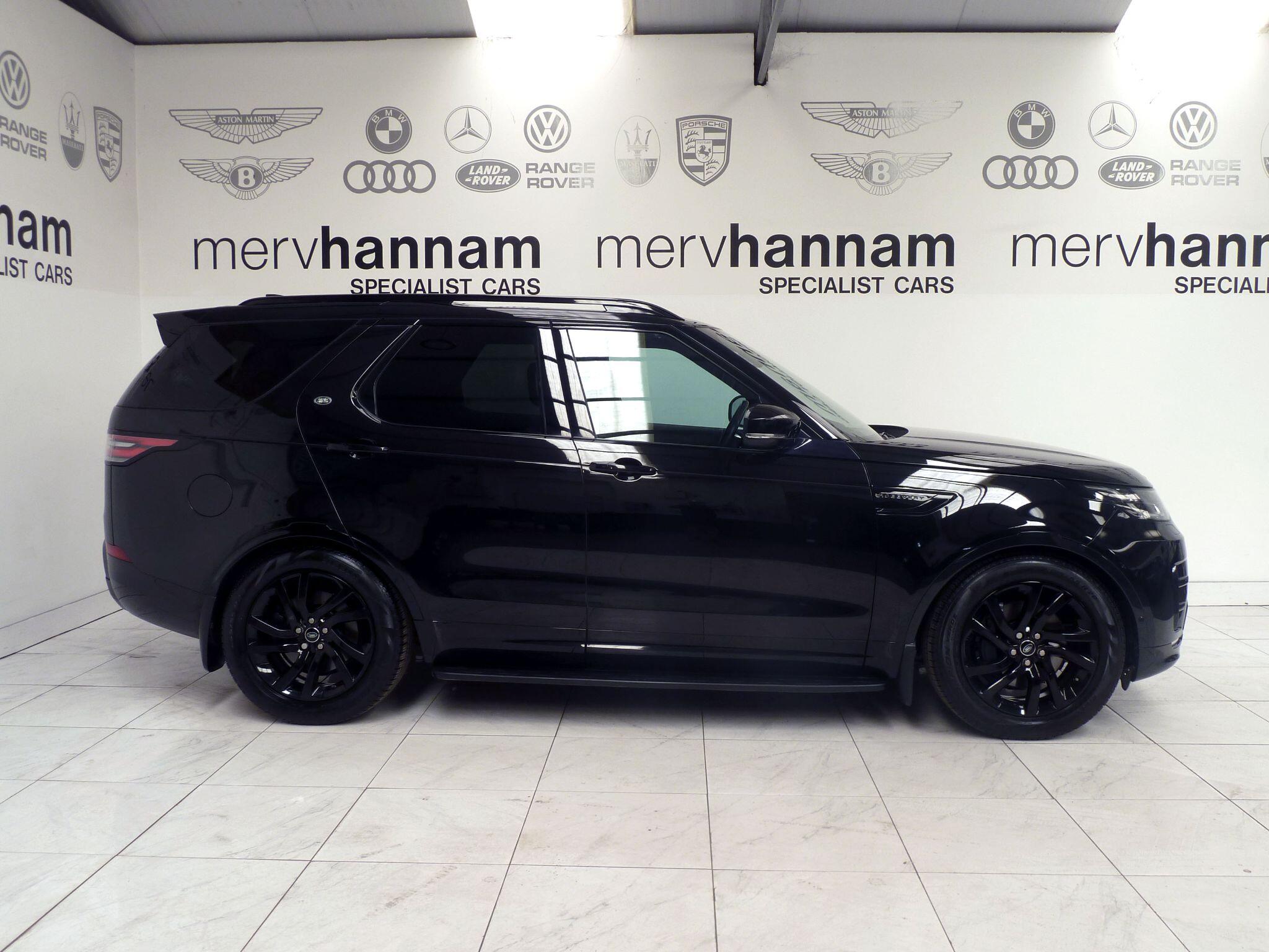 Land Rover Discovery 3.0 SD V6 HSE   <br/><br/>DYNAMIC DESIGN PACK + PAN ROOF
