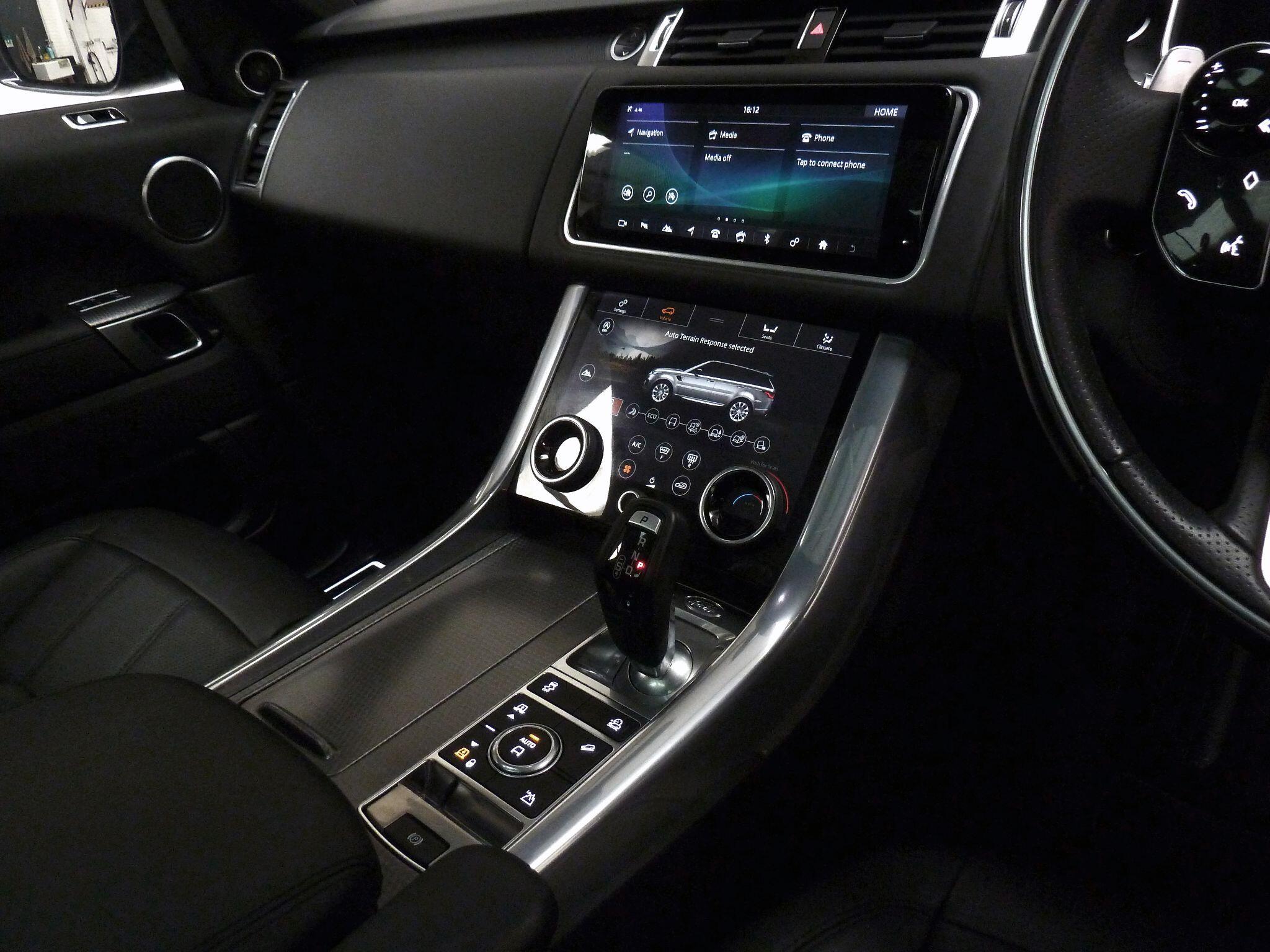 Land Rover Range Rover Sport 3.0 P400  HSE Dynamic   <br/><br/>AUTOBIOGRAPHY PACK + PAN ROOF