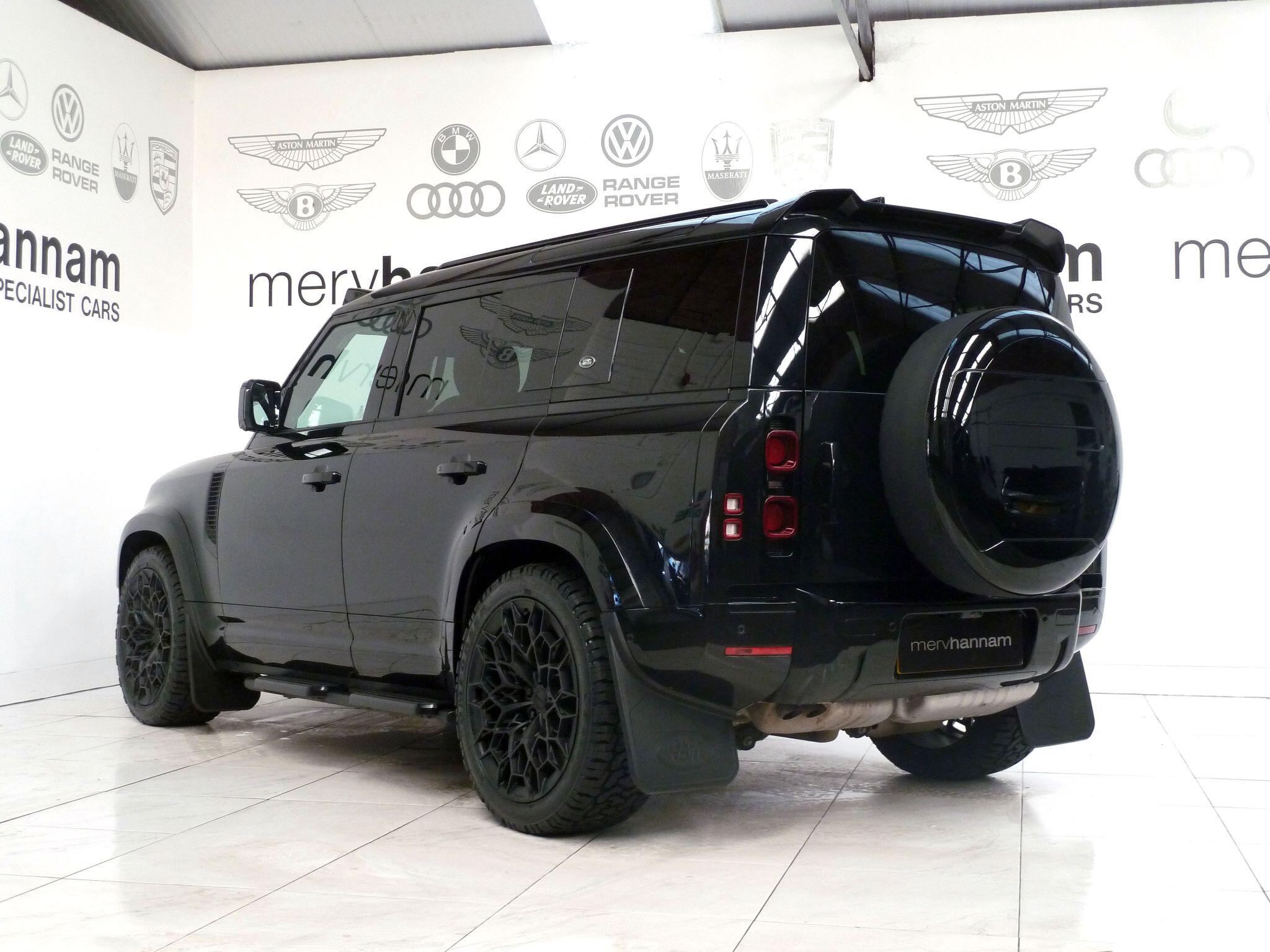 Land Rover Defender 110 3.0 D250  S   <br/><br/>HAWKE BLACK EDITION