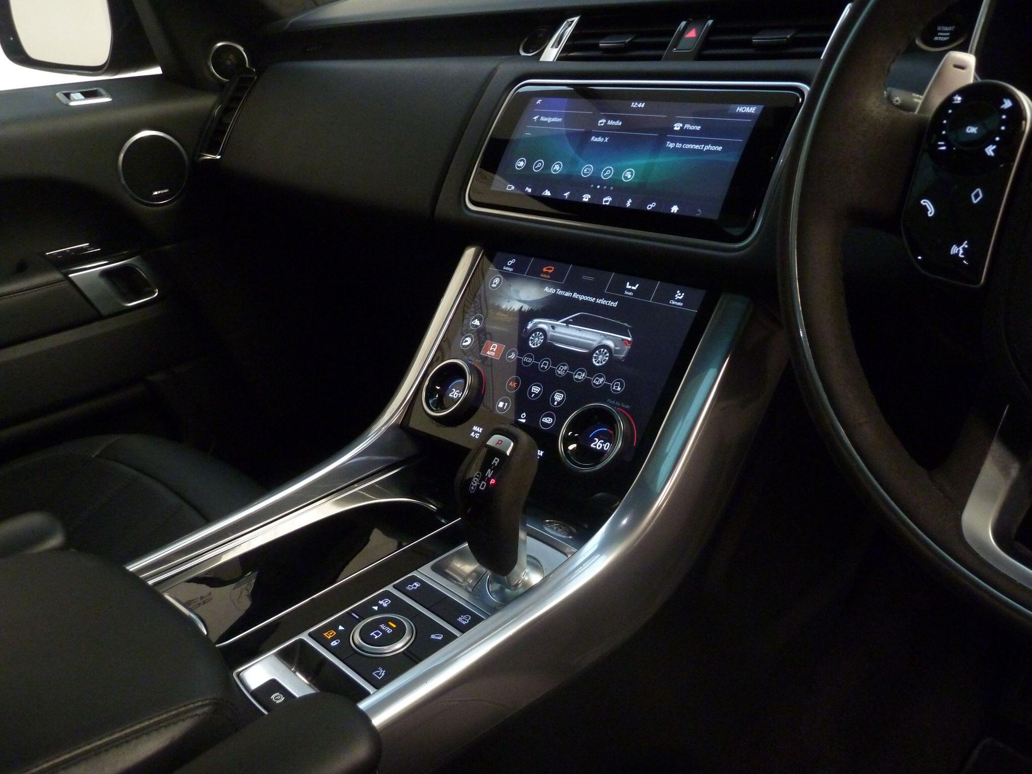 Land Rover Range Rover Sport 3.0 P400  HST   <br/><br/>PAN ROOF +CARBON PACK +400 BHP