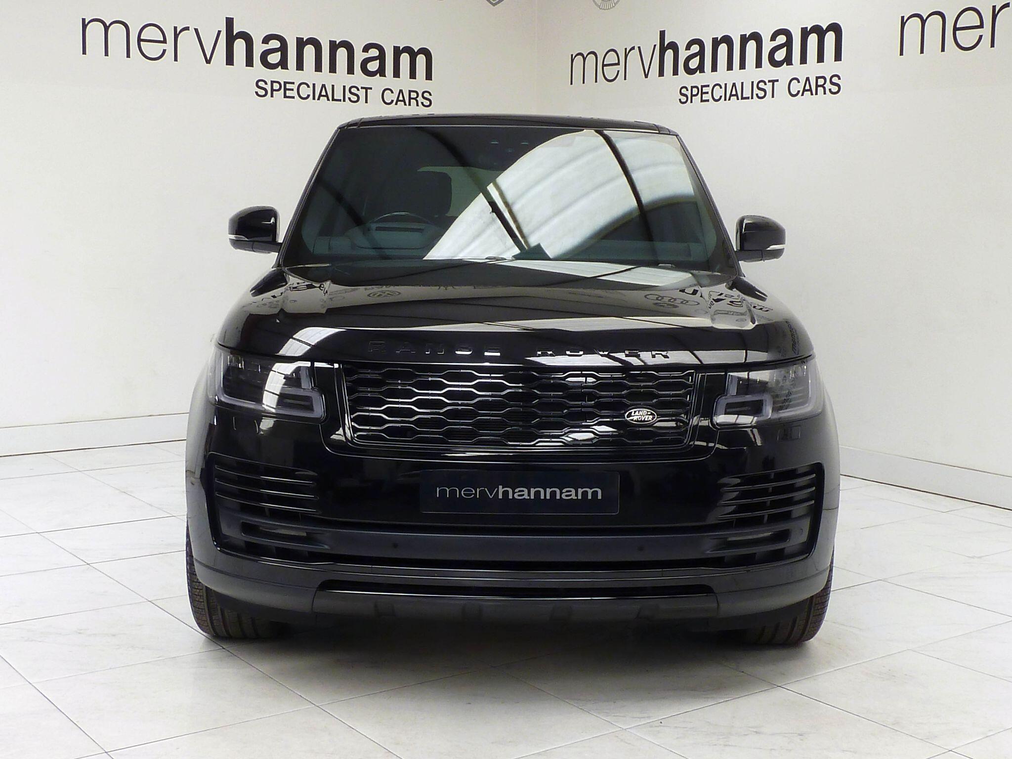 Land Rover Range Rover 2.0 P400e 12.4kWh Vogue   <br/><br/>PAN ROOF + BLACK PACK + TV