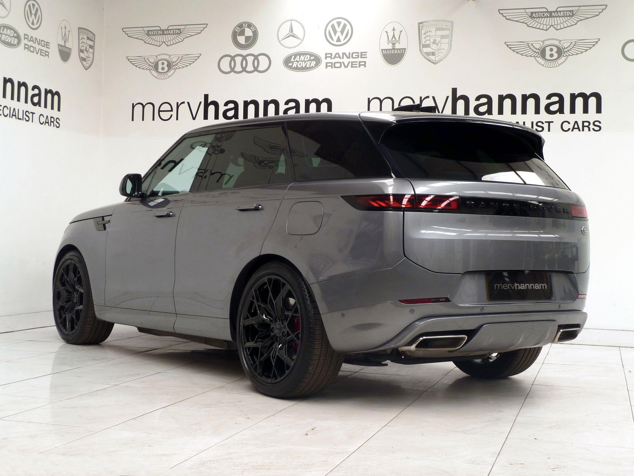 Land Rover Range Rover Sport 3.0 P440e 38.2kWh Dynamic SE   <br/><br/>BLACK PACK + 23in ALLOY WHEELS