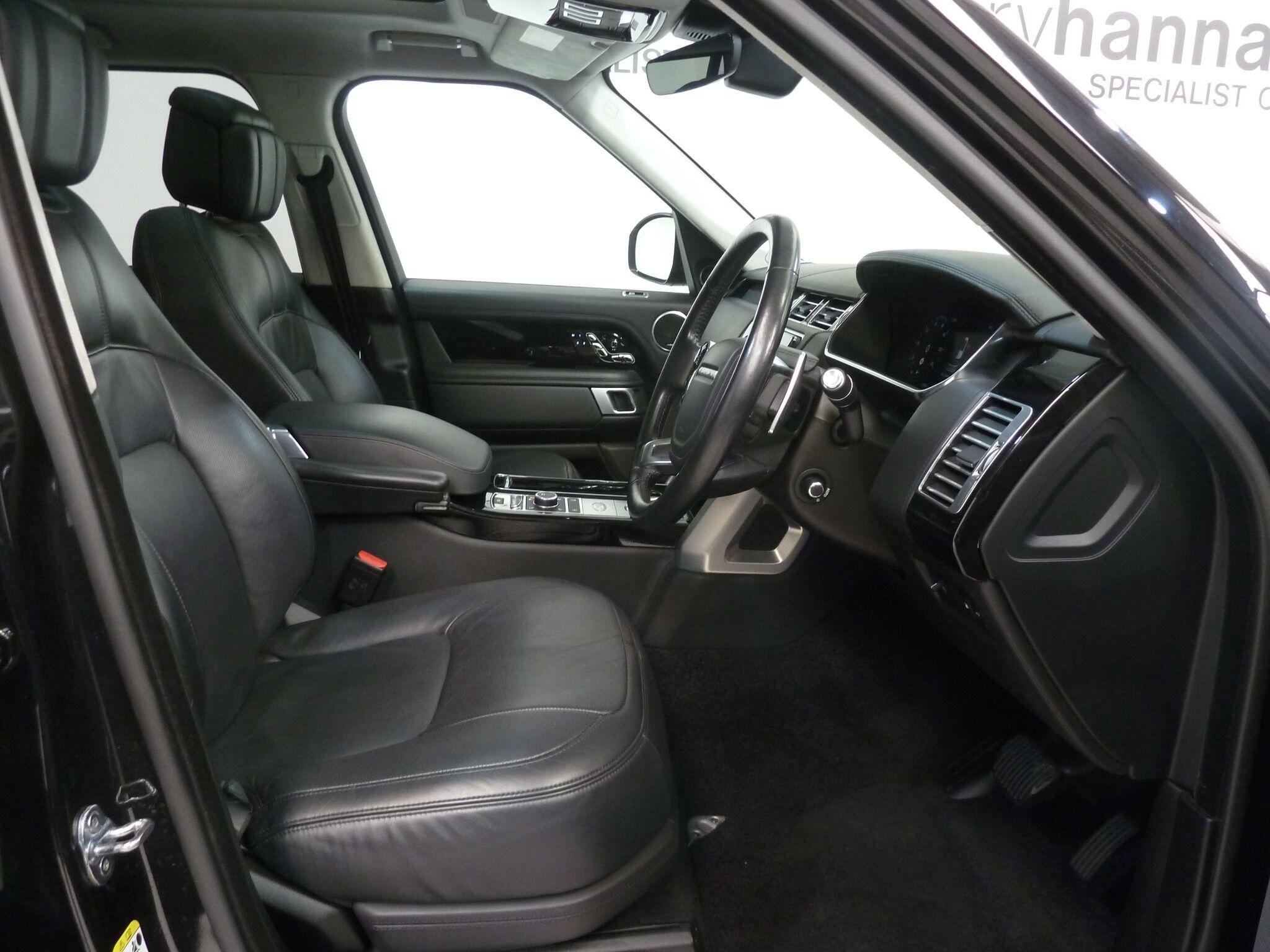 Land Rover Range Rover 2.0 P400e  Autobiography   <br/><br/>PAN ROOF + BLACK PACK + TV