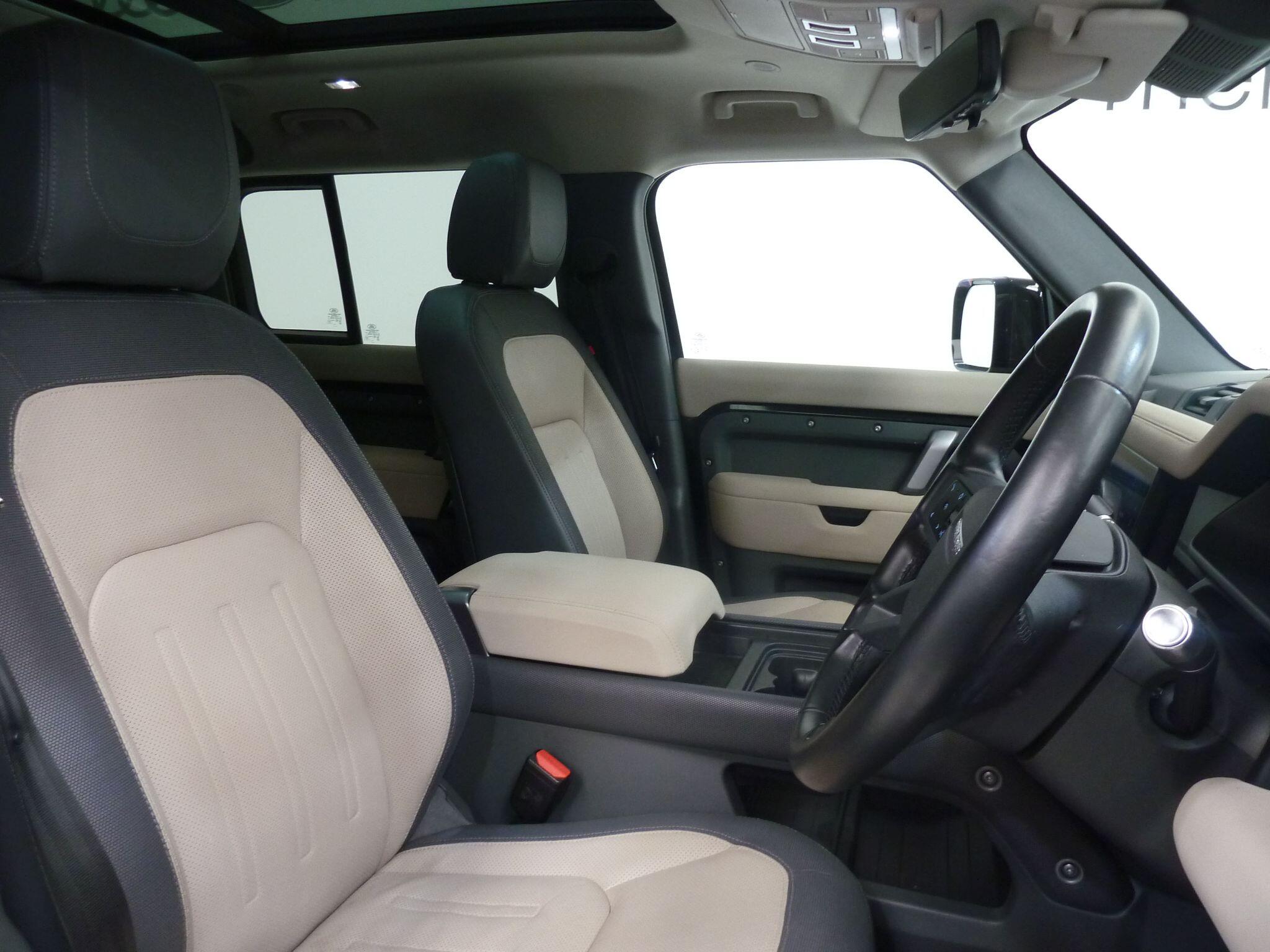 Land Rover Defender 110 2.0 P300 X-Dynamic S SUV  Petrol   (300 ps)<br/><br/>HAWKE BLACK EDITION