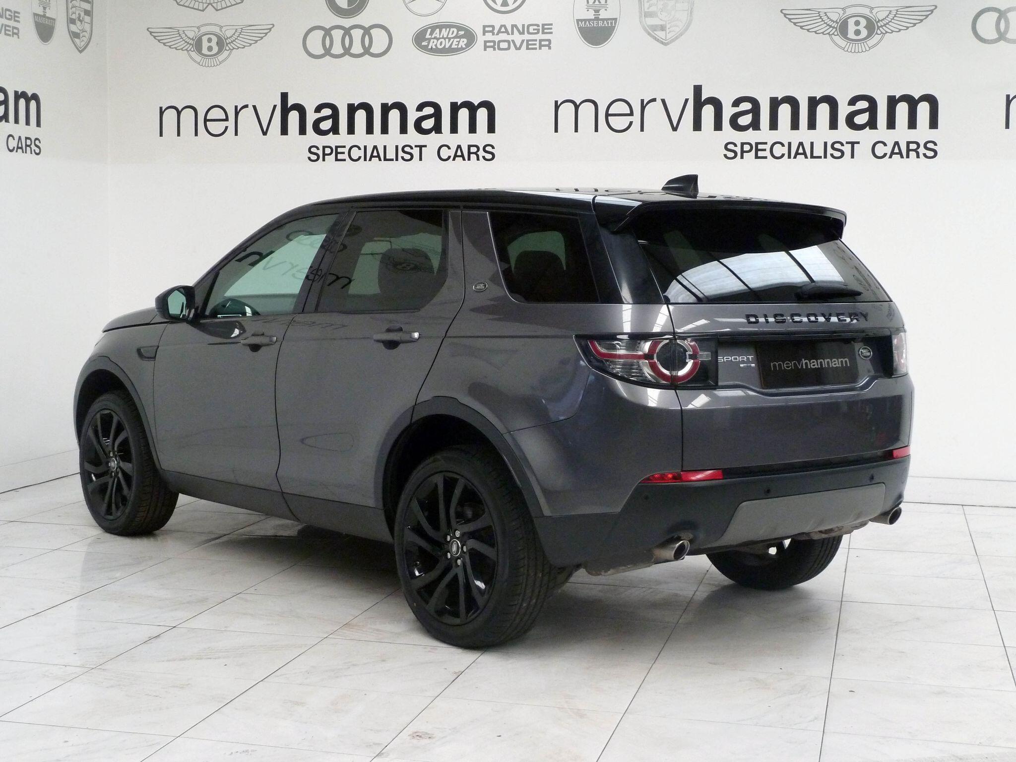 Land Rover Discovery Sport 2.0 TD4 HSE Black   <br/><br/>BLACK EXTERIOR PACK + PAN ROOF