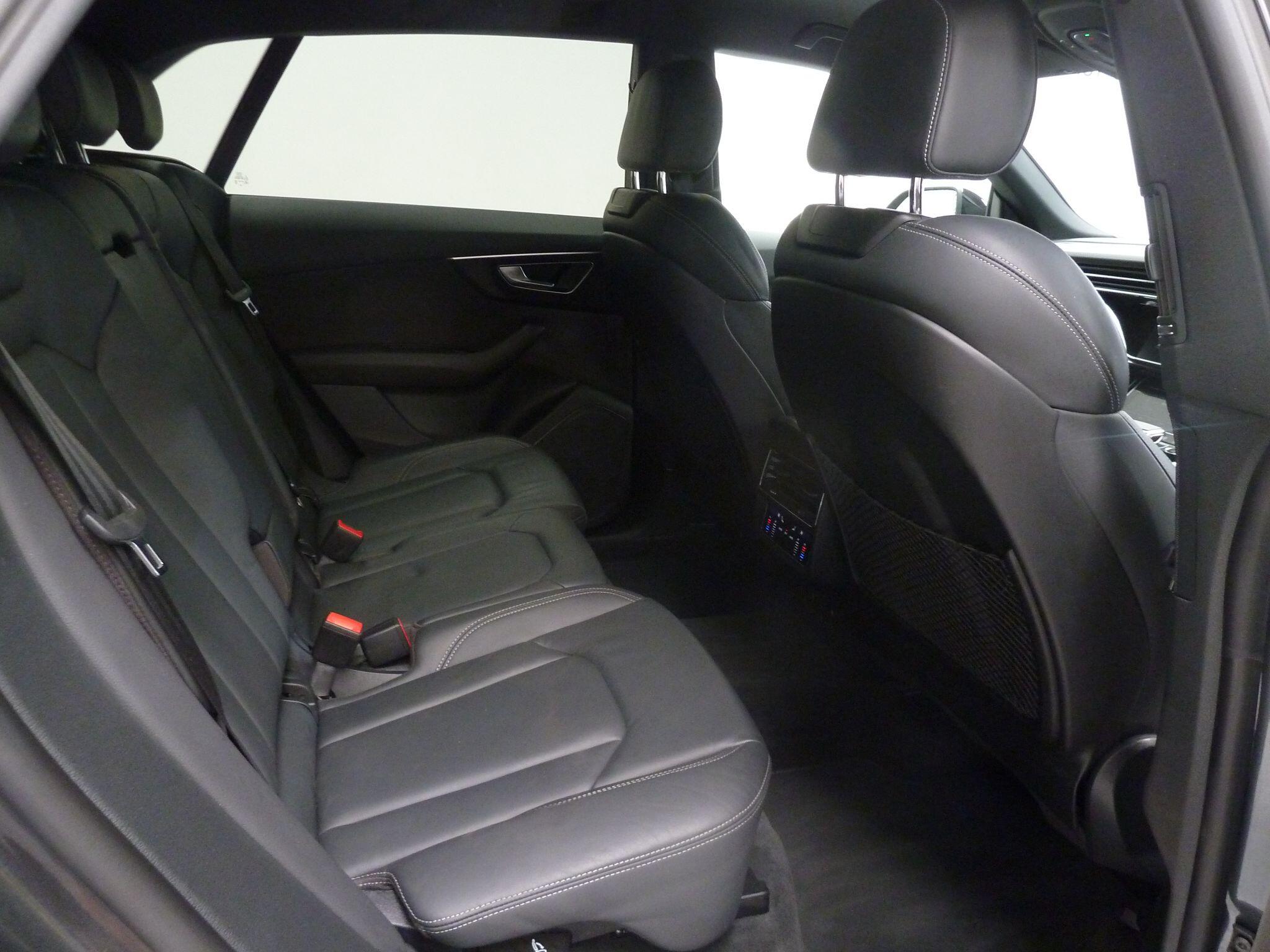 Audi Q8 3.0 TFSI V6 55 Black Edition Tiptronic quattro   <br/><br/>MAXTON BLACK EDITION