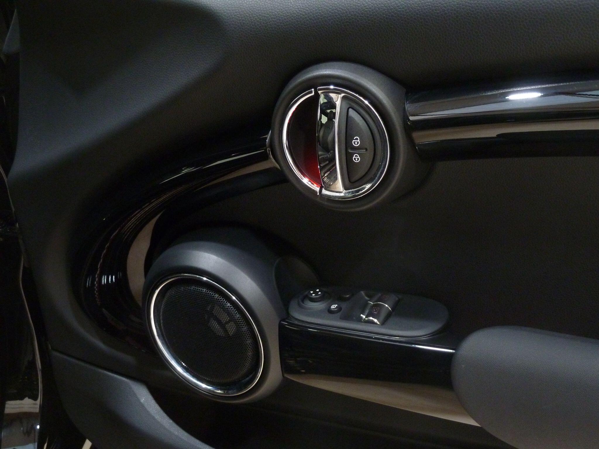 MINI Hatch 2.0 John Cooper Works Hatchback  Petrol  (231 ps)<br/><br/>ONLY 4,000 MILES FROM NEW