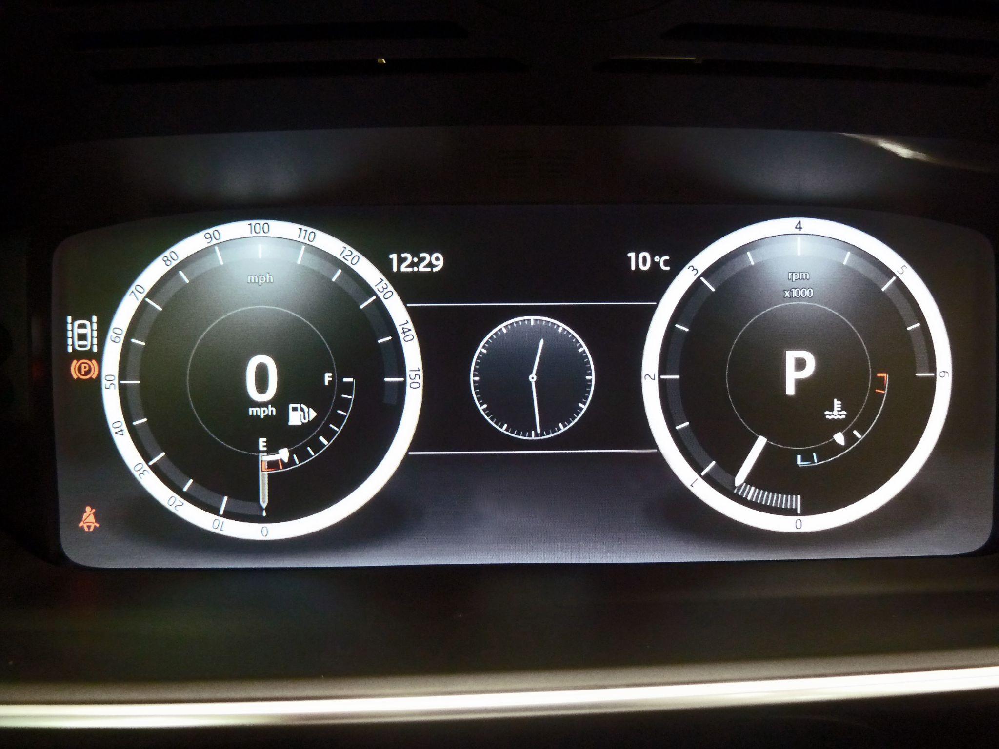 Land Rover Range Rover Sport 3.0 SD V6 HSE   <br/><br/>AUTOBIOGRAPHY DESIGN PACKAGE