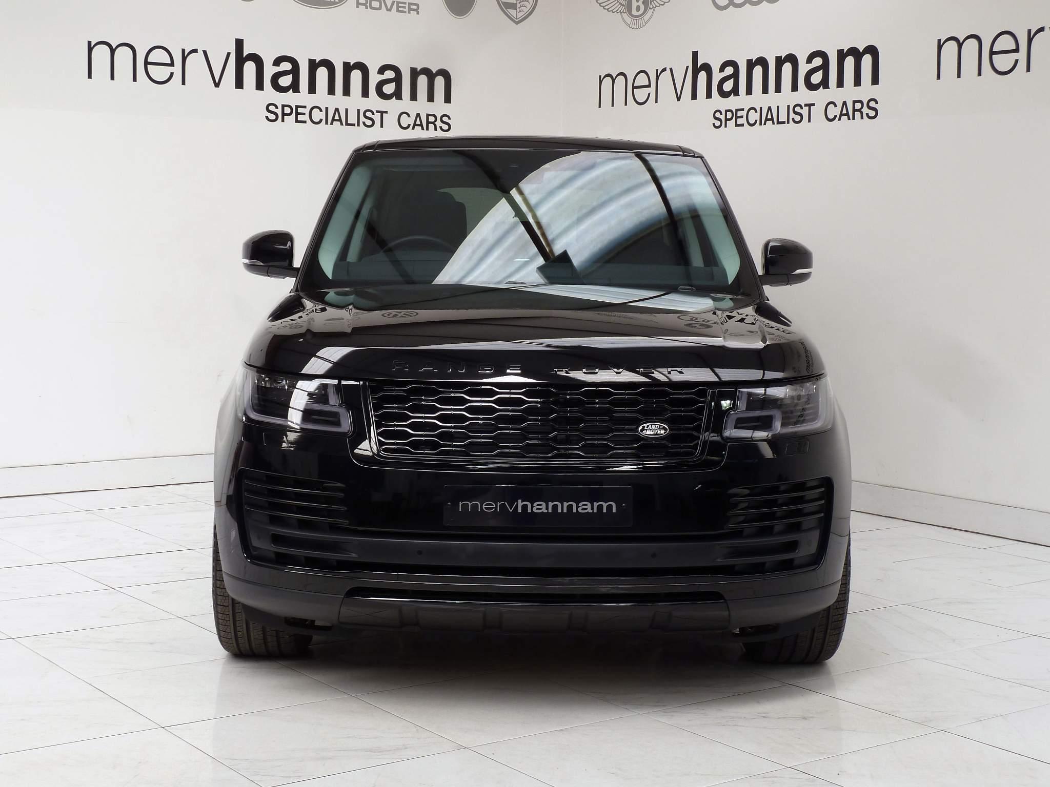 Land Rover Range Rover 3.0 SD V6 Vogue SE   <br/><br/>BLACK PACK + PAN ROOF + TV