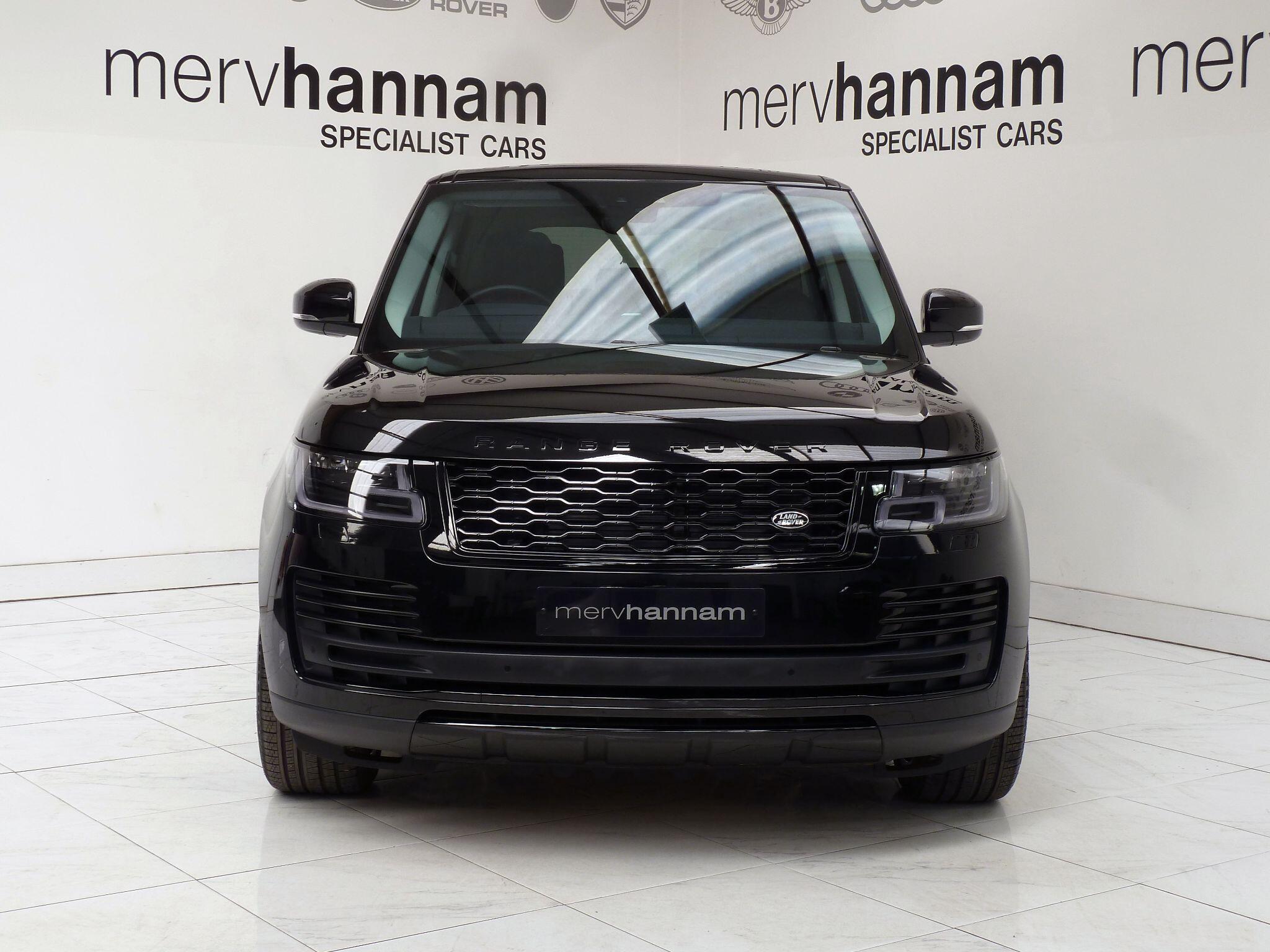 Land Rover Range Rover 3.0 TD V6 Vogue SE   <br/><br/>BLACK PACK + REAR SCREENS