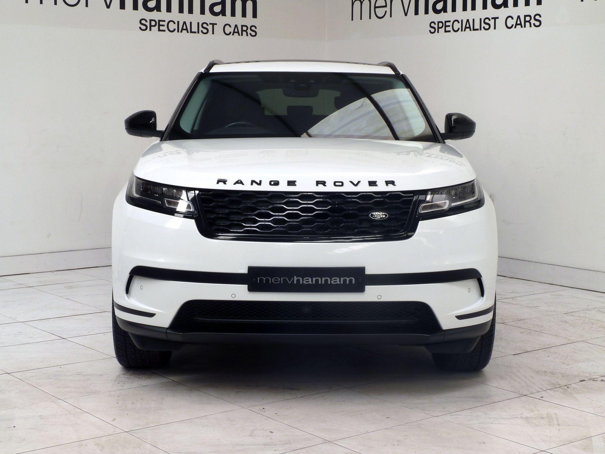Land Rover Range Rover Velar 2.0 D180   <br/><br/>PAN ROOF + BLACK DESIGN PACK